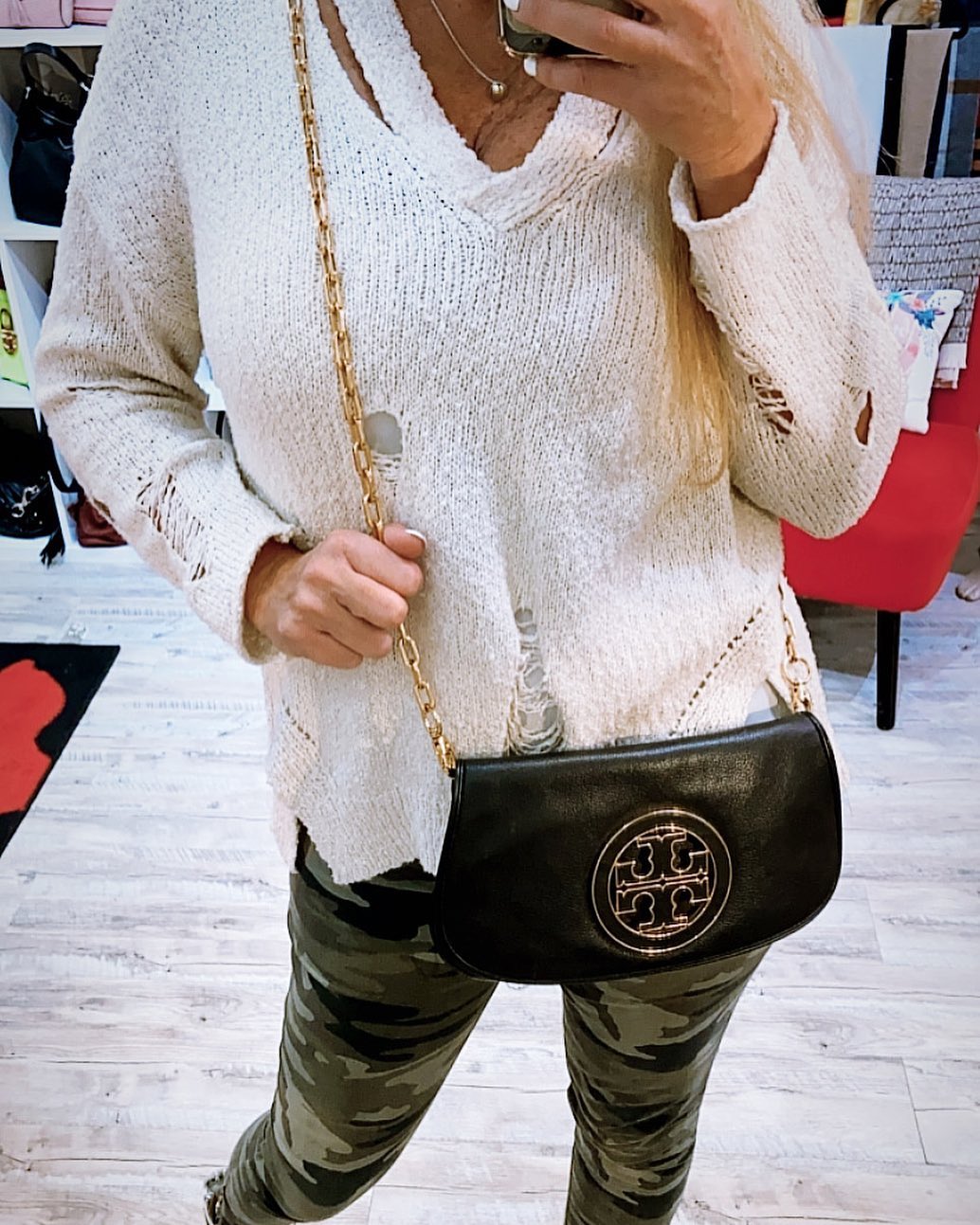 Tory Burch Amanda Pebbled Logo Crossbody Bag
