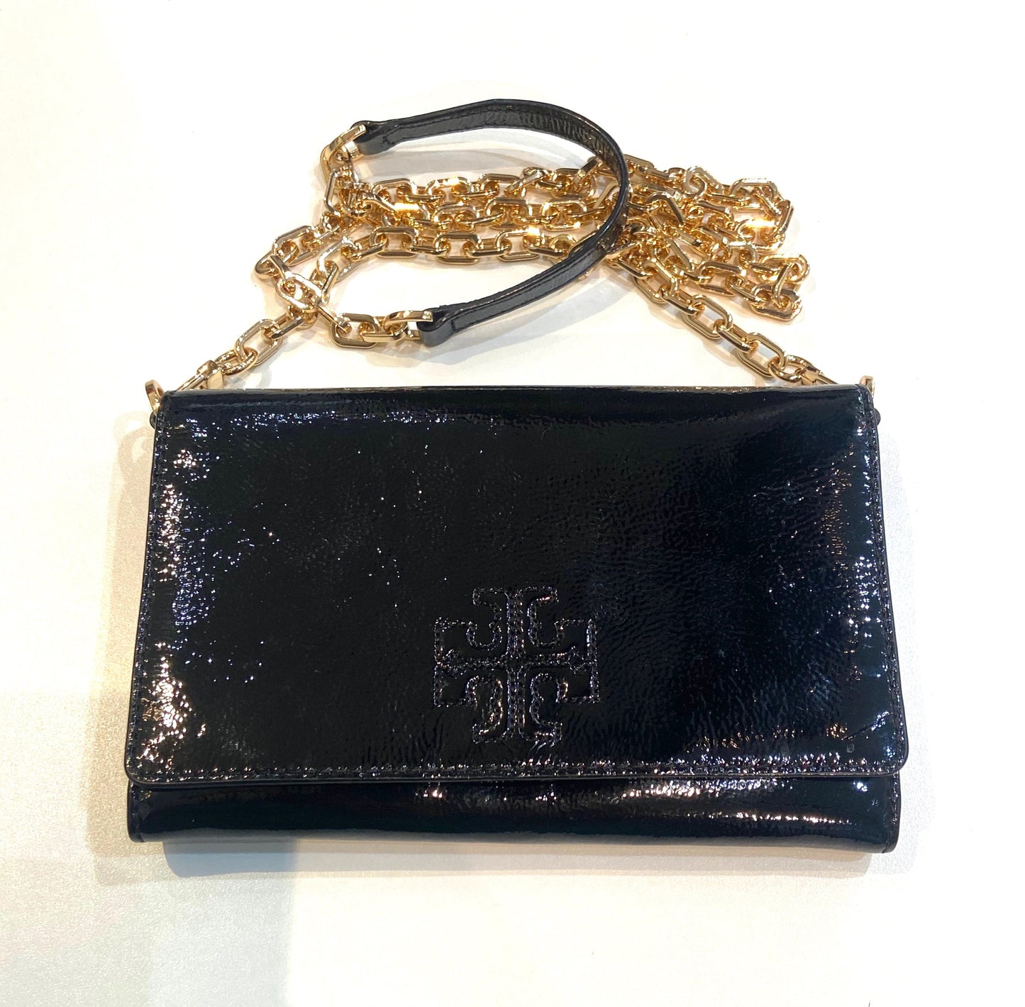 TORY BURCH CHARLIE WALLET ON A CHAIN