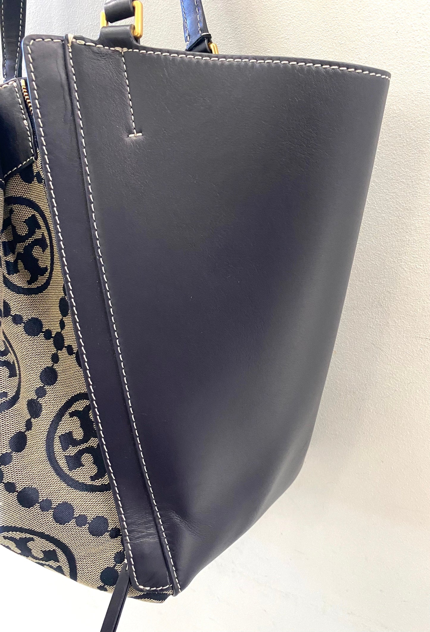 TORY BURCH McGRAW T-MONOGRAM DRAGONFLY TOTE BAG