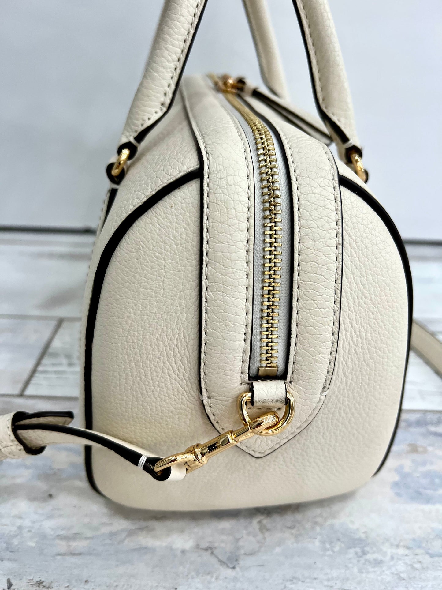 TORY BURCH LEATHER THEA BARREL SATCHEL BAG