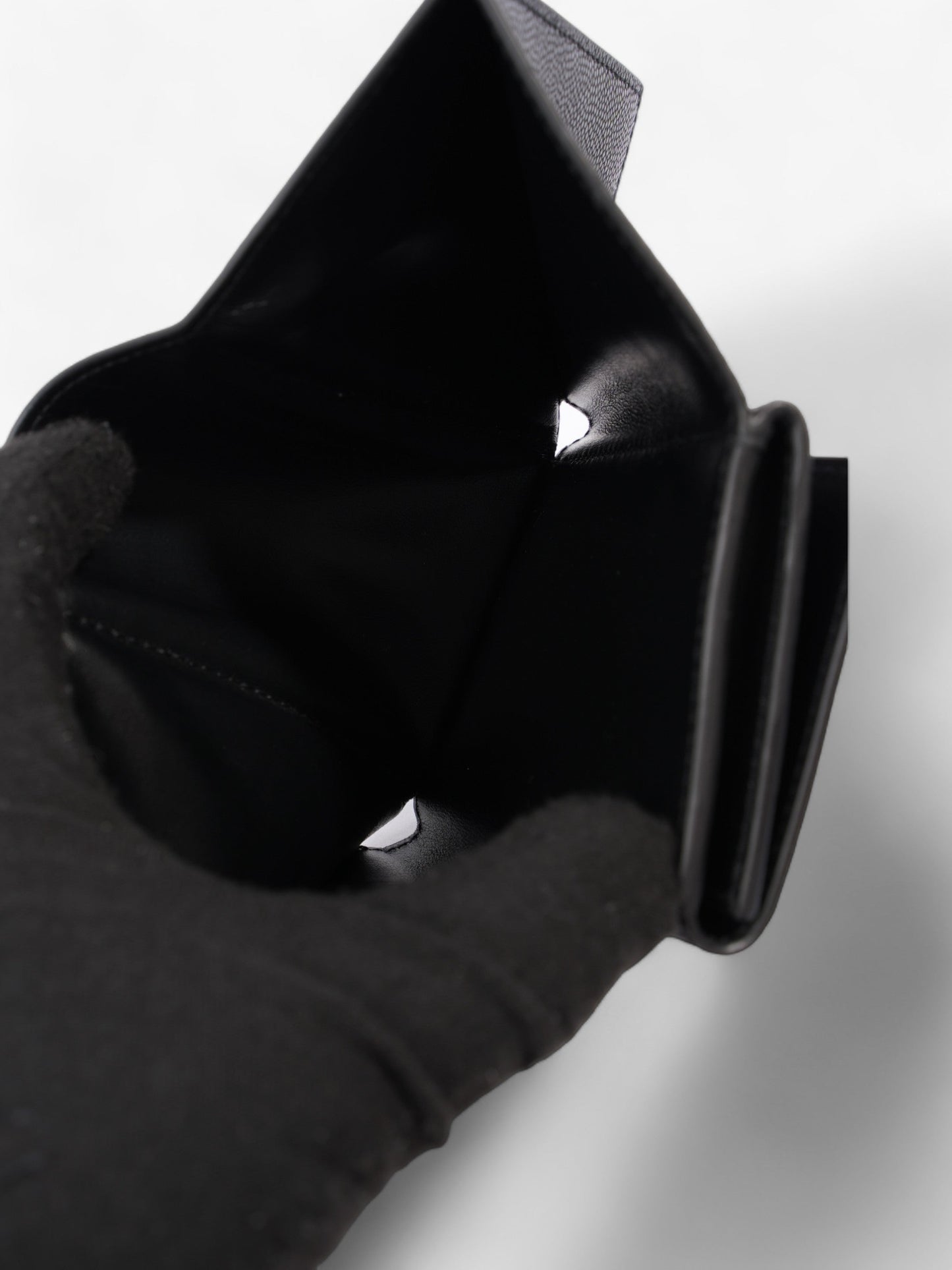 Burberry Lark TB Purse Black Grained Leather