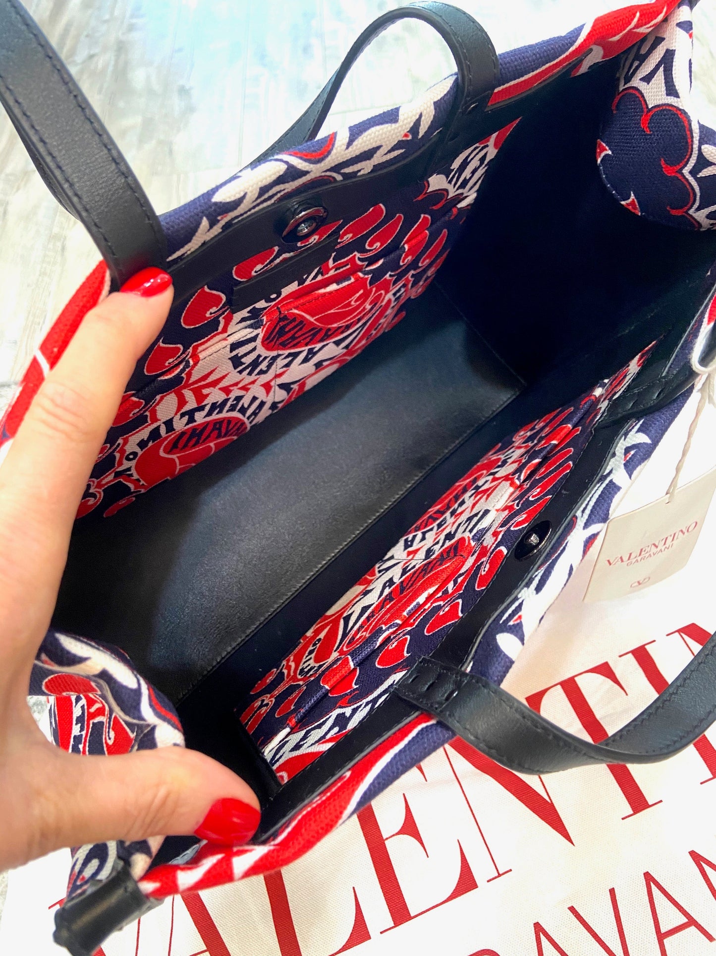 VALENTINO GARAVANI MANIFESTO BANDANA MEDIUM CANVAS SHOPPING TOTE