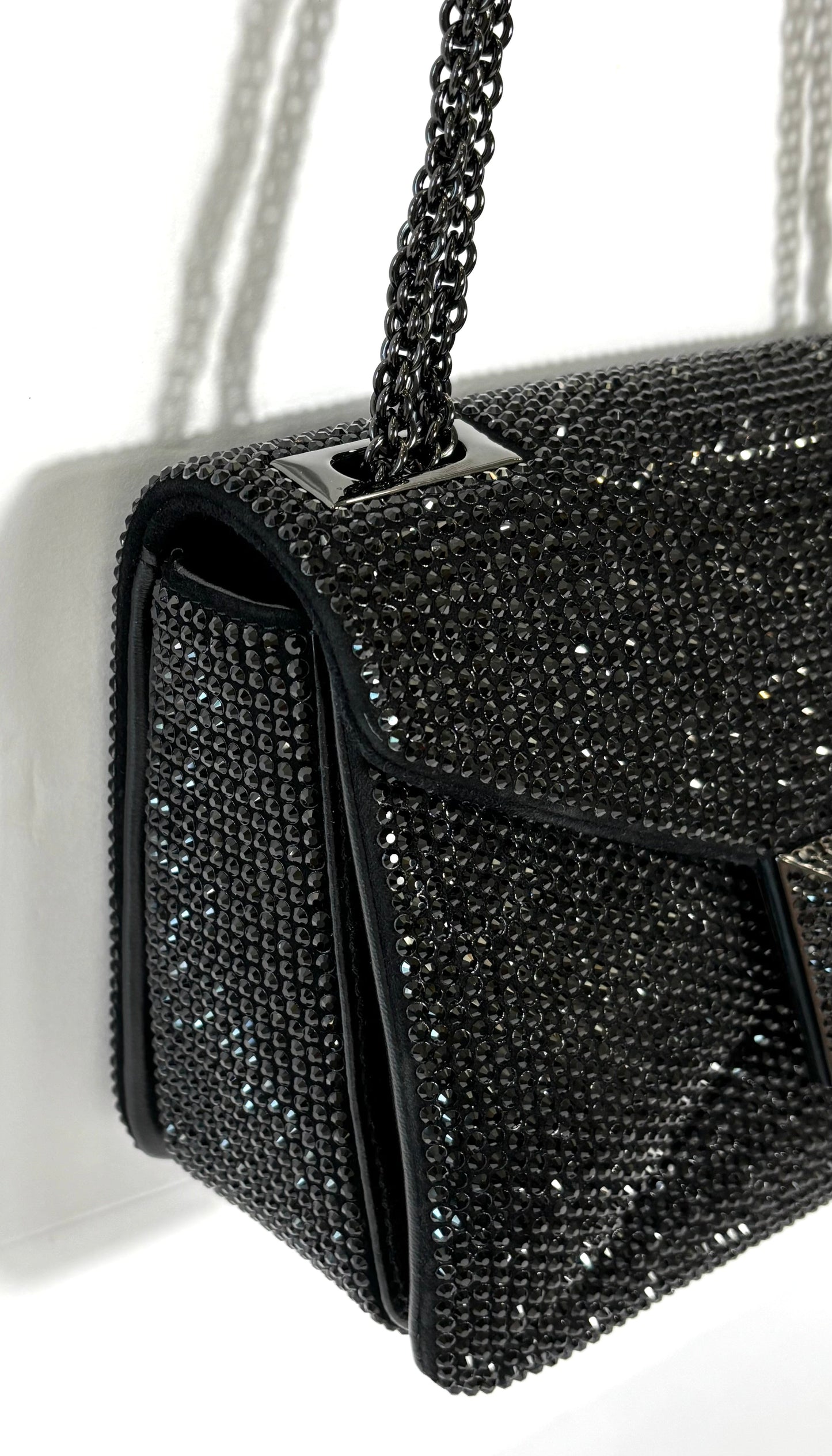 VALENTINO GARAVANI ONE STUD CRYSTAL EMBELLISHED SHOULDER BAG