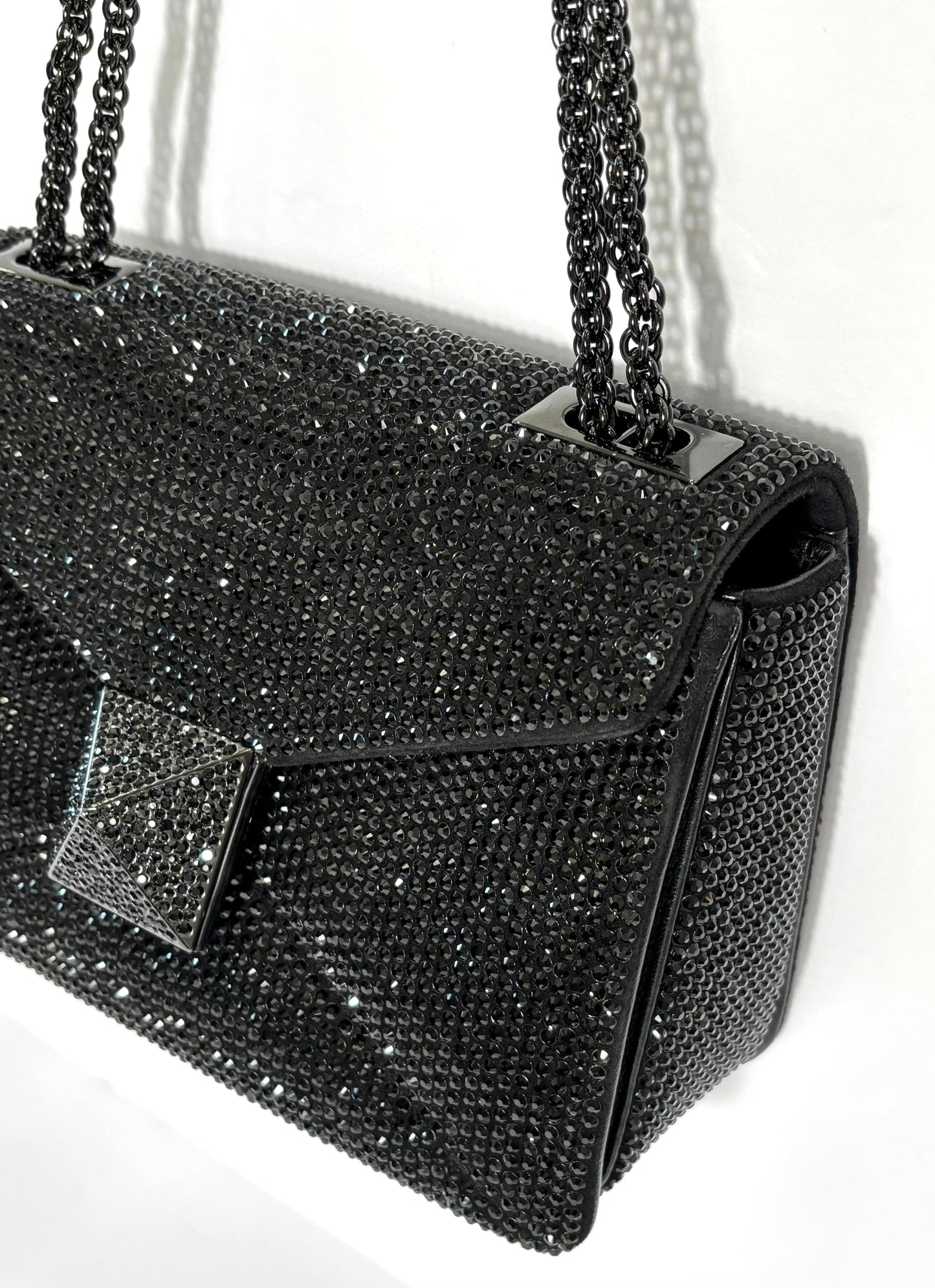 VALENTINO GARAVANI ONE STUD CRYSTAL EMBELLISHED SHOULDER BAG