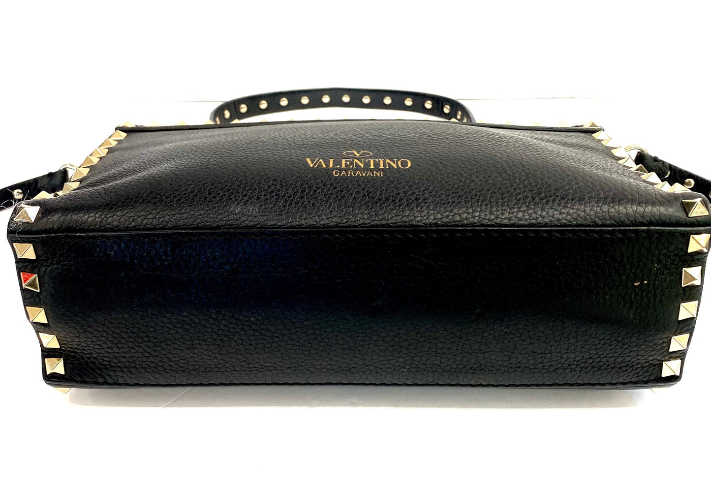 VALENTINO GRAINED CALFSKIN ROCKSTUD TOP HANDLE CROSSBODY BAG