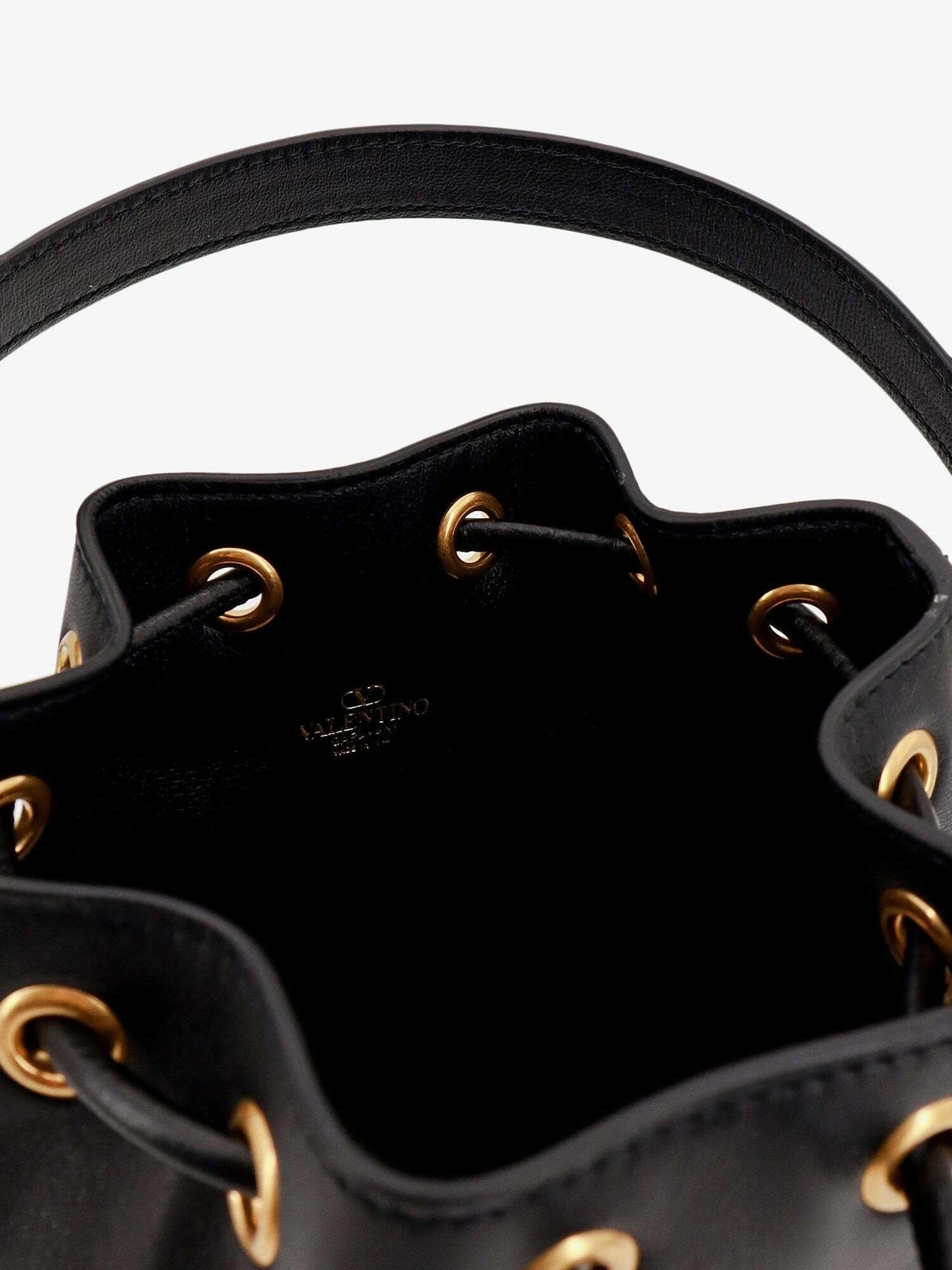 VALENTINO GARAVANI VLOGO MINI LEATHER BUCKET BAG