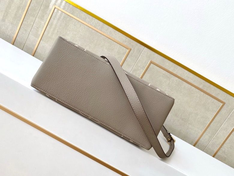 LV Petit Palais Monogram GlamIowers Tourterelle/Creme For Women,  Shoulder And Crossbody Bags 11.4in/29cm LV M58914