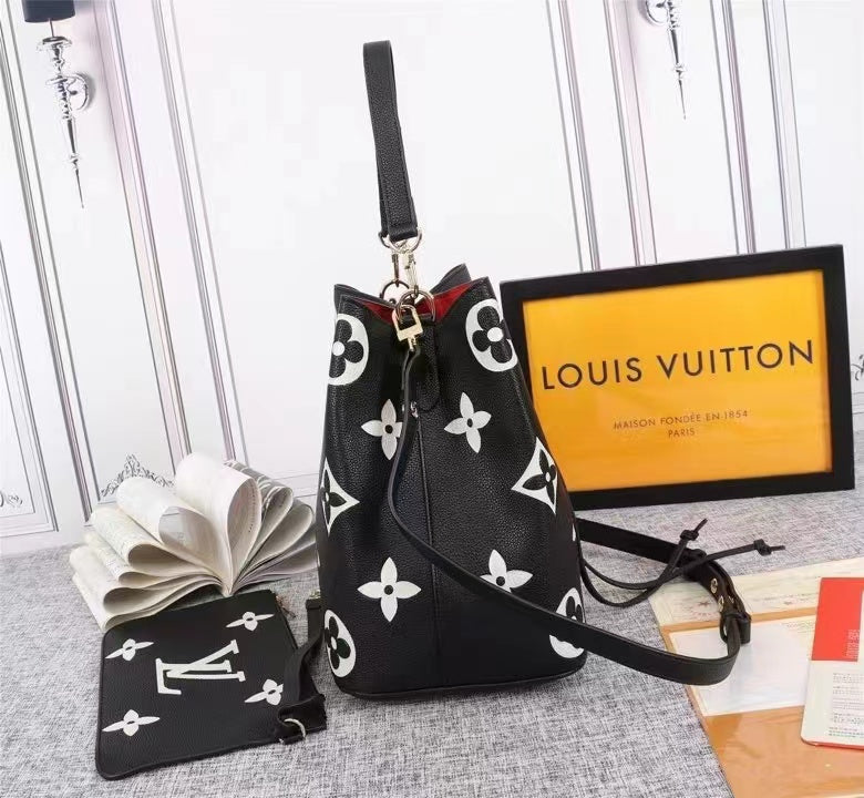 LV NeoNoe MM Bucket Bag Monogram GlamIowers Black/White For Women,  Shoulder And Crossbody Bags 10.2in/26cm LV M45497