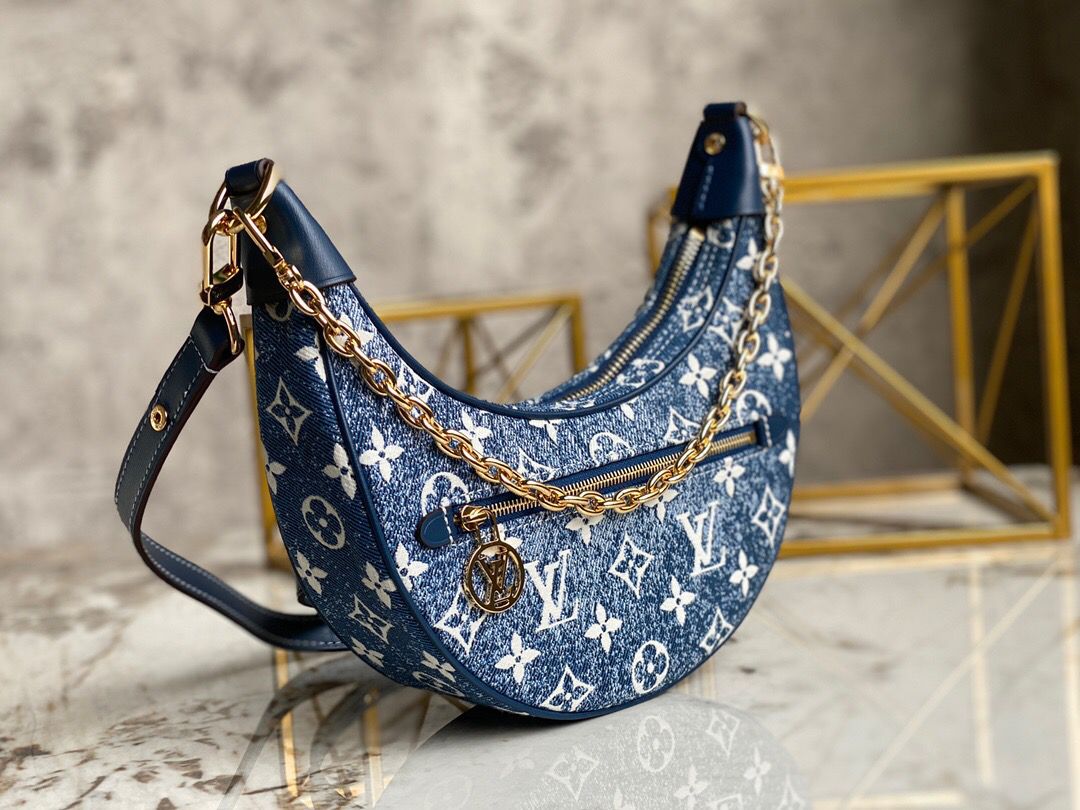LV Loop SinGLAMI 1854 Jacquard Navy Blue By Nicolas GhesquiÃƒÂ¨re For Cruise Show, WoHandbags 9.1in/23cm LV M81166