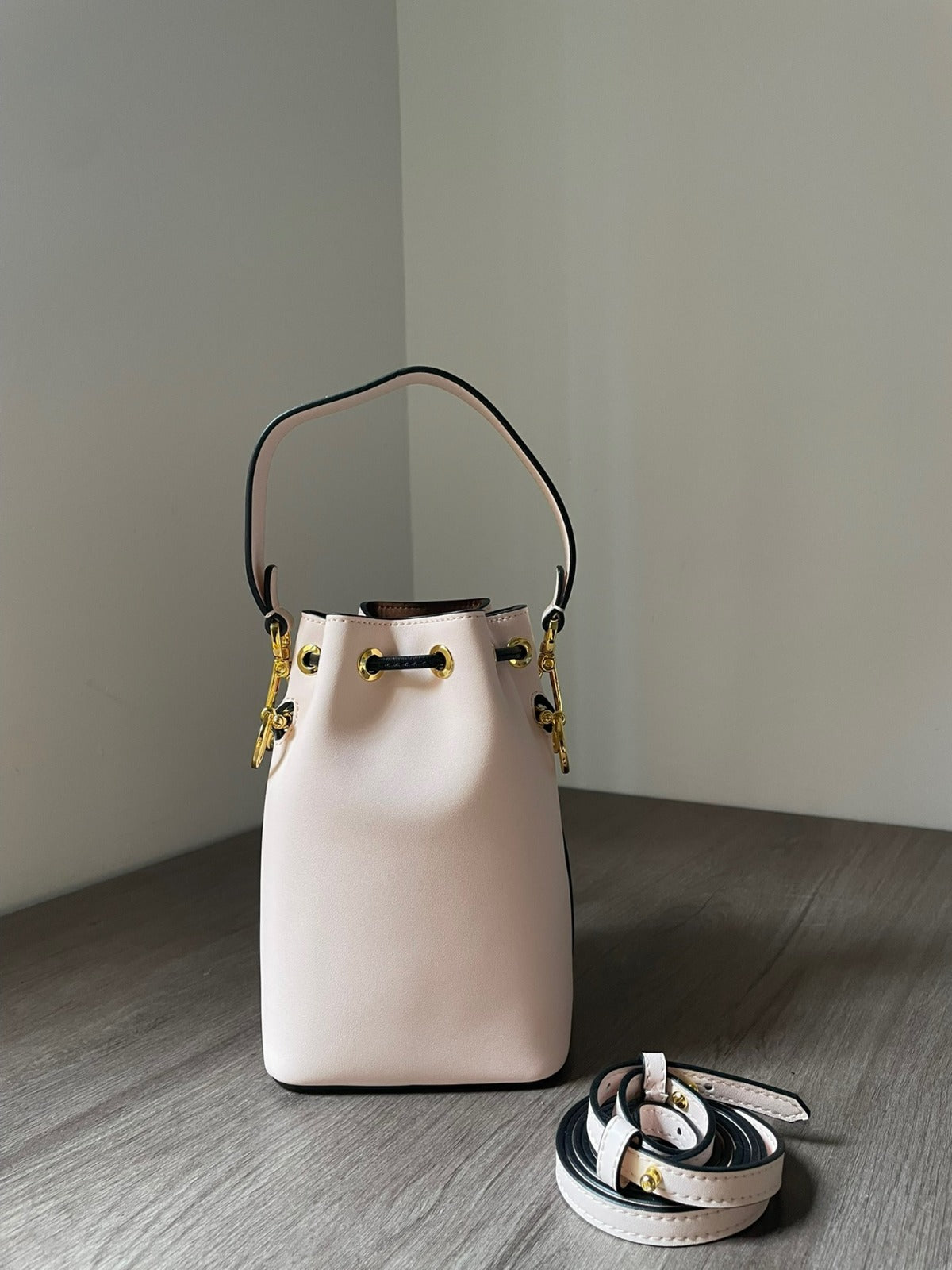 EN - New Arrival Bags FEI 050