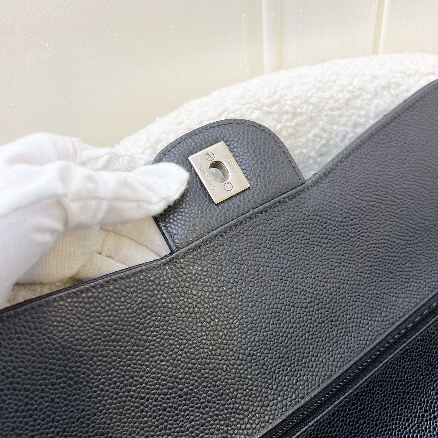 GLM-Jumbo Classic Flap DF in Black Caviar and SHW