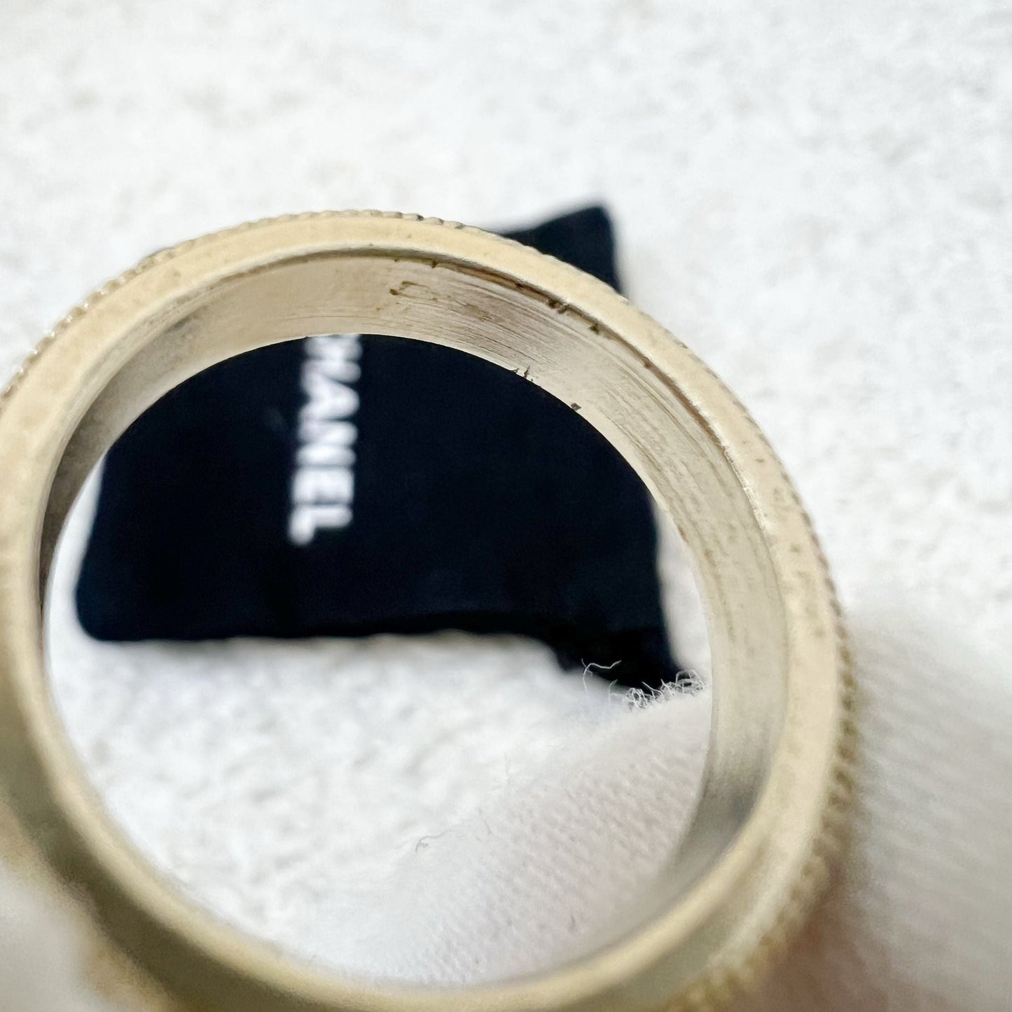 GLM-GLM- Medium Logo Ring in Matte LGHW