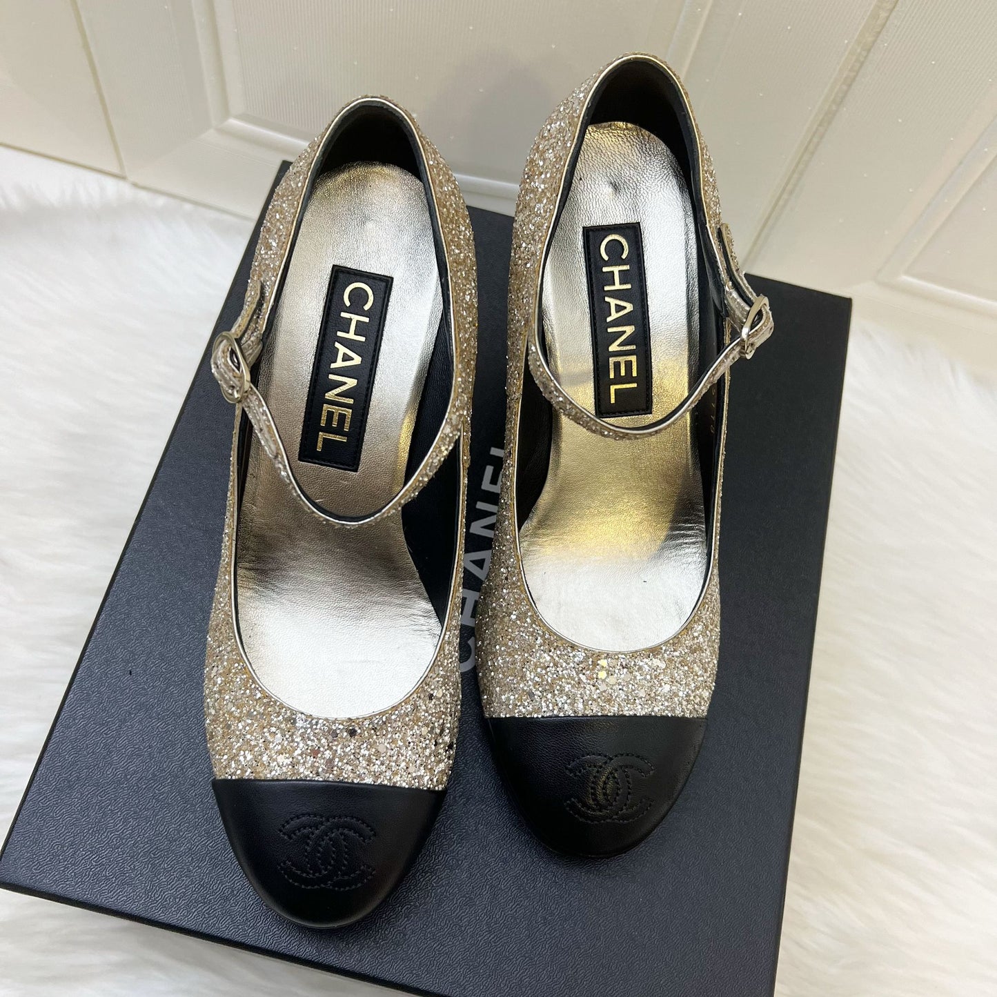 GLM-Platform Heels with Gold Glitter and Black Leather