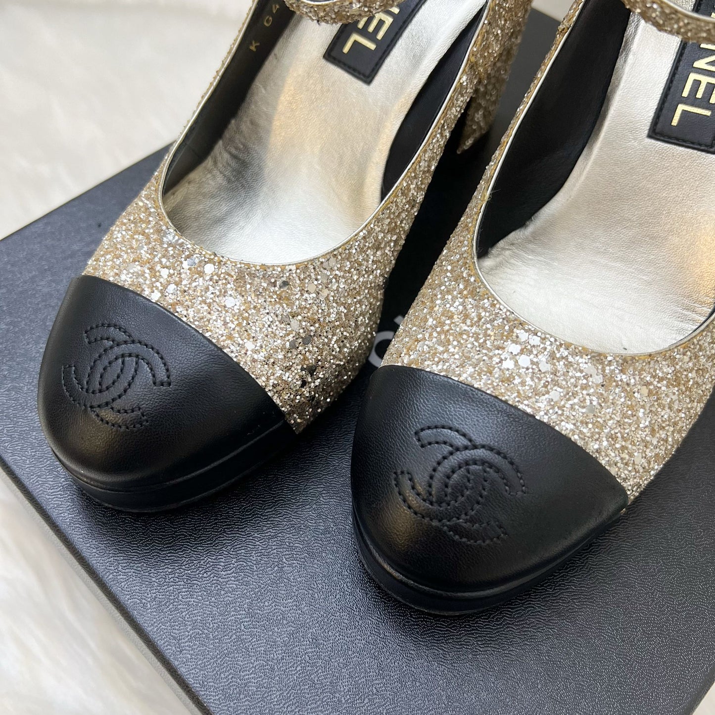 GLM-Platform Heels with Gold Glitter and Black Leather