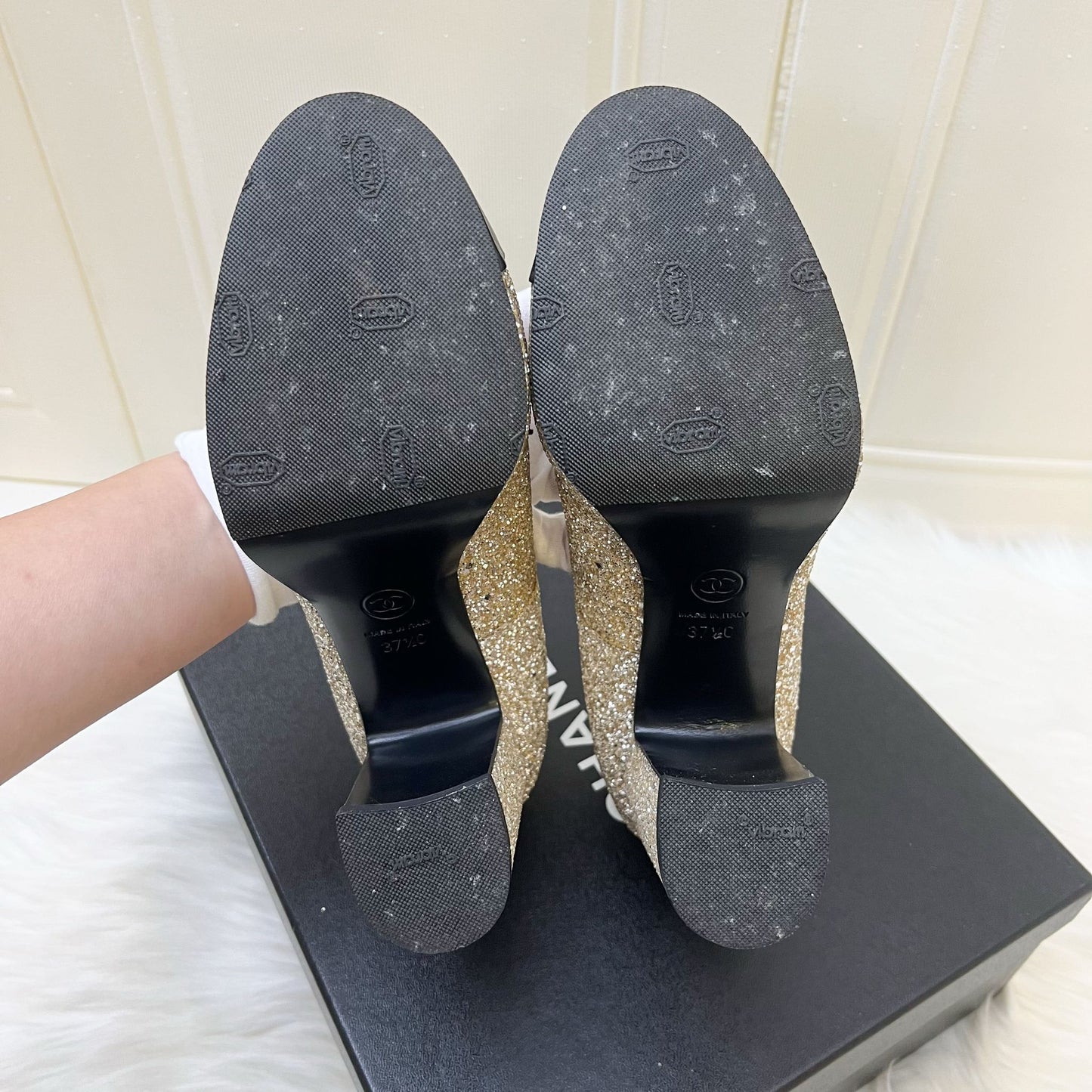 GLM-Platform Heels with Gold Glitter and Black Leather