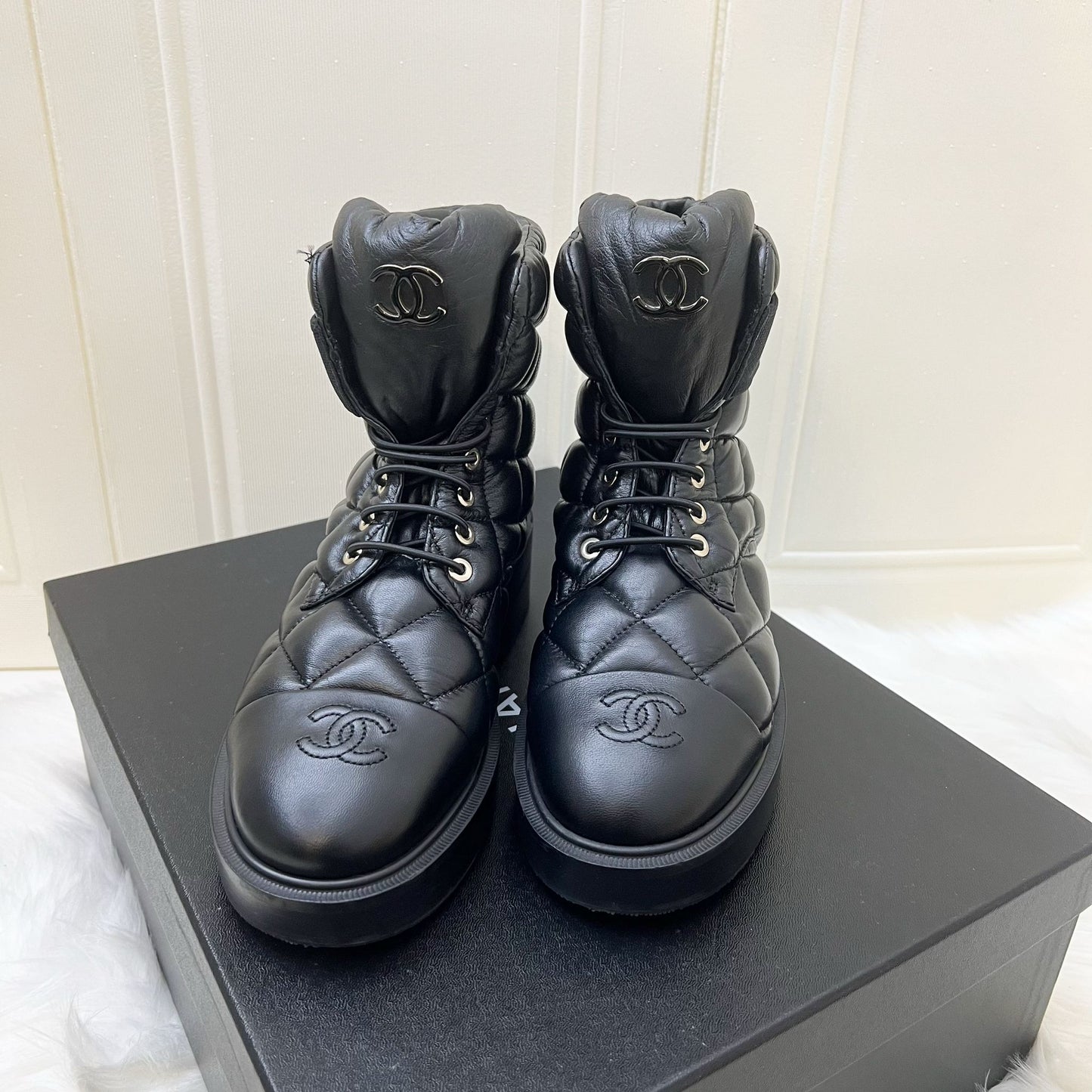 GLM-23K Boots in Black Leather and SHW Sz 37.5