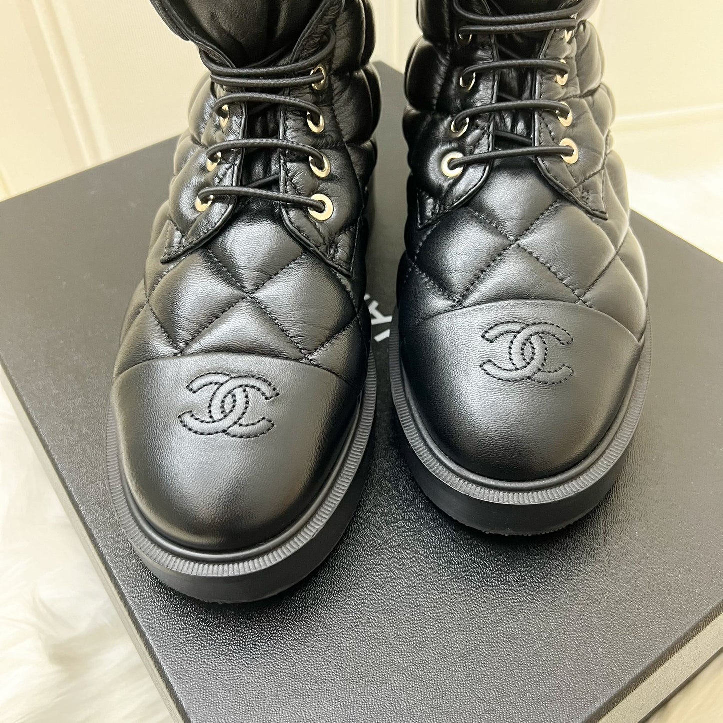 GLM-23K Boots in Black Leather and SHW Sz 37.5