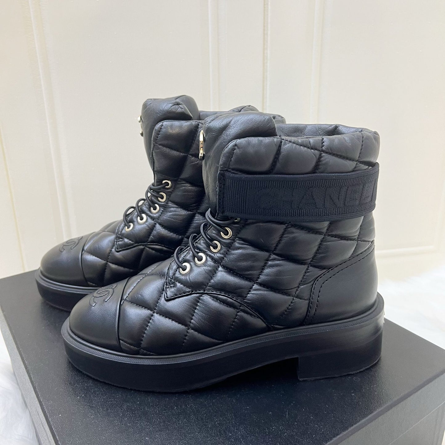 GLM-23K Boots in Black Leather and SHW Sz 37.5