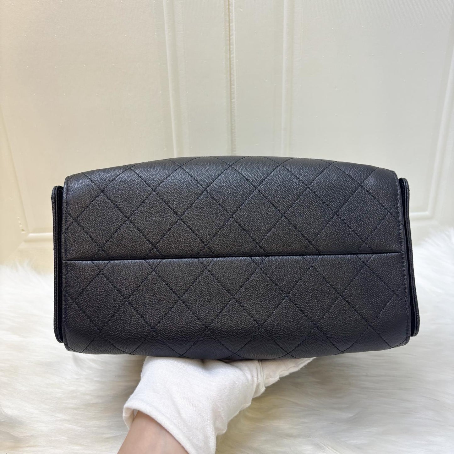 GLM-25 Small Hobo Bag in Black Caviar and AGHW (Model: AS5293)