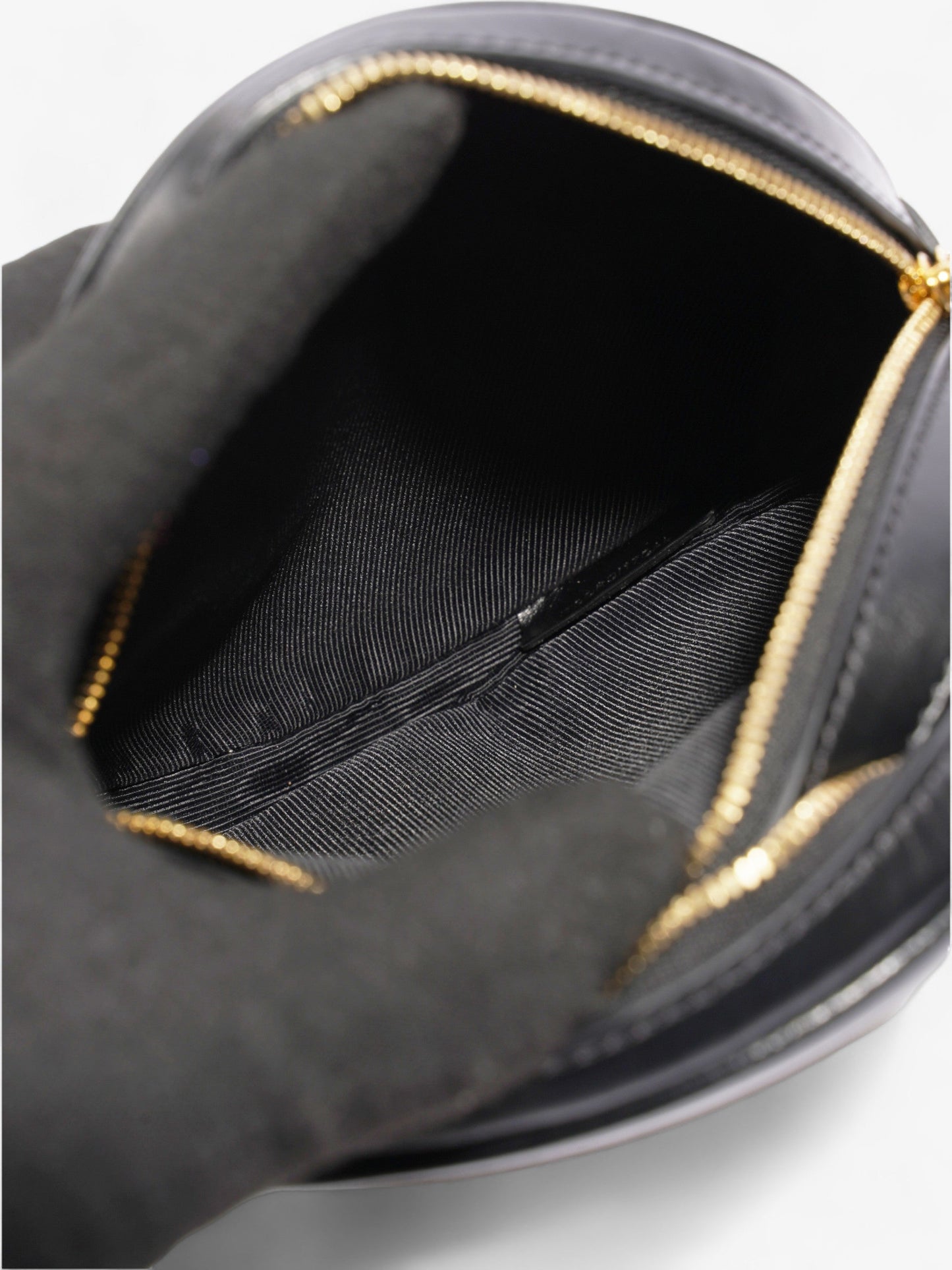 Burberry Louise Round Black Leather