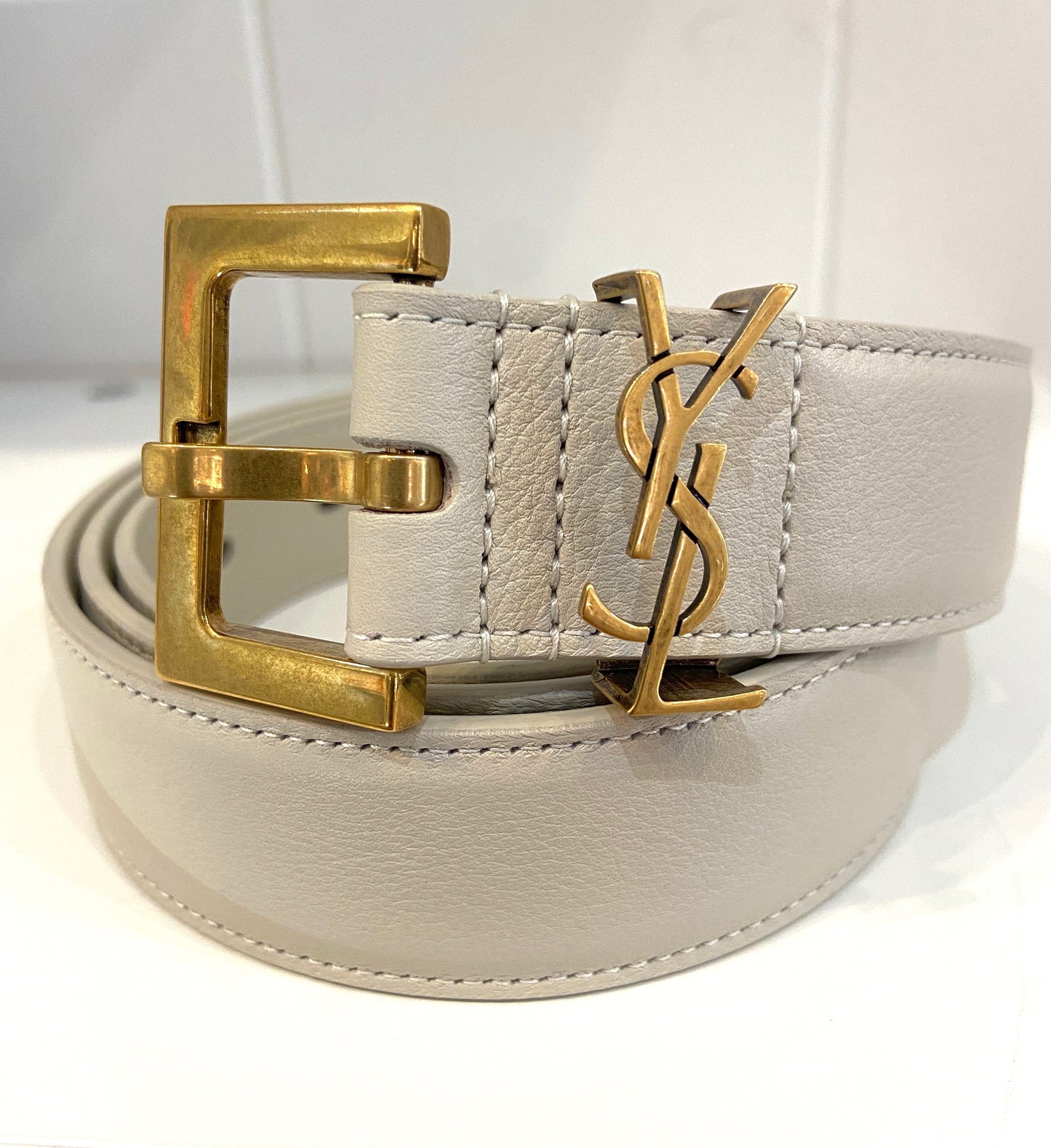 YSL CASSANDRE LEATHER LOGO BELT