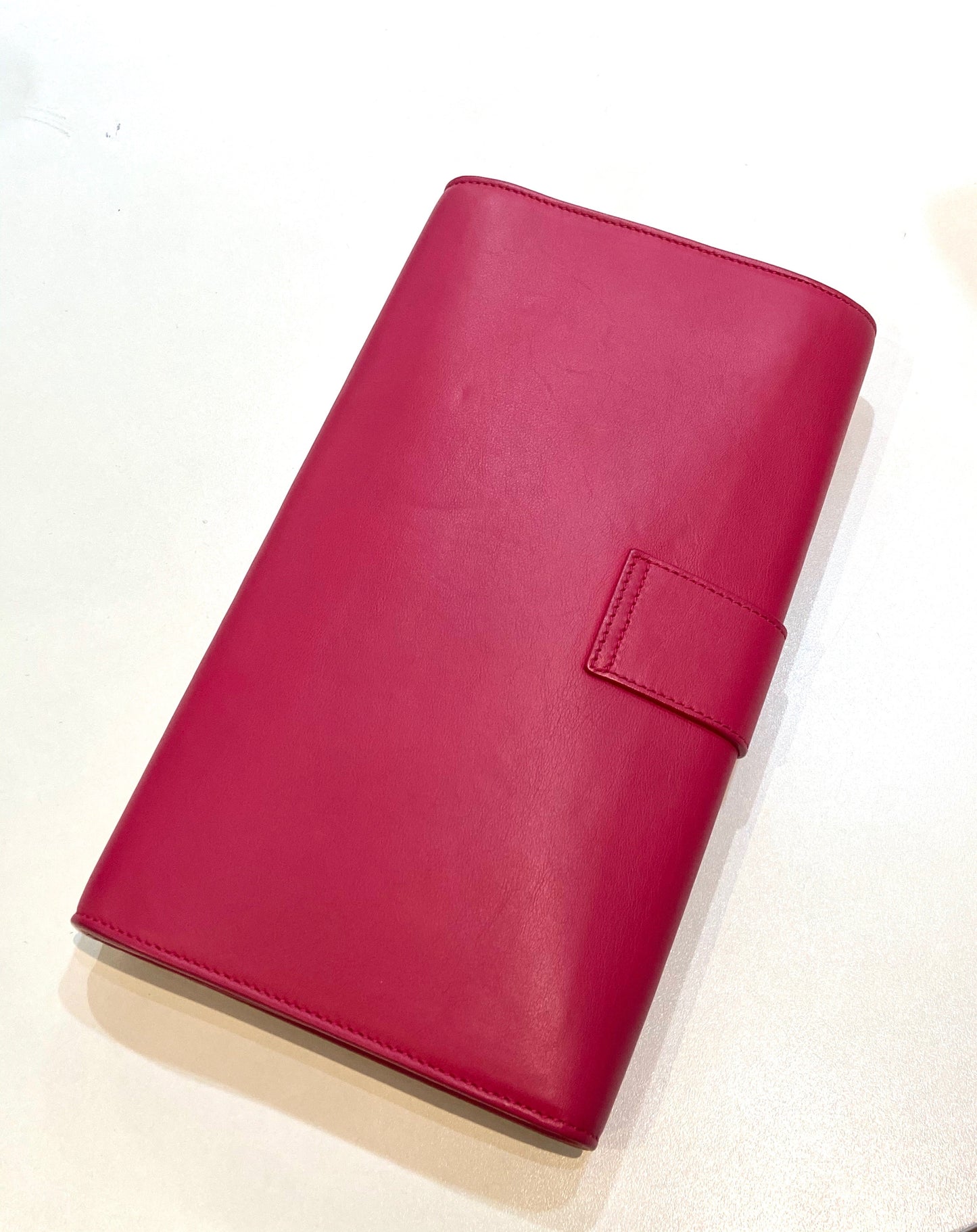 YSL CALFSKIN LEATHER CLASSIC Y LIGNE CLUTCH