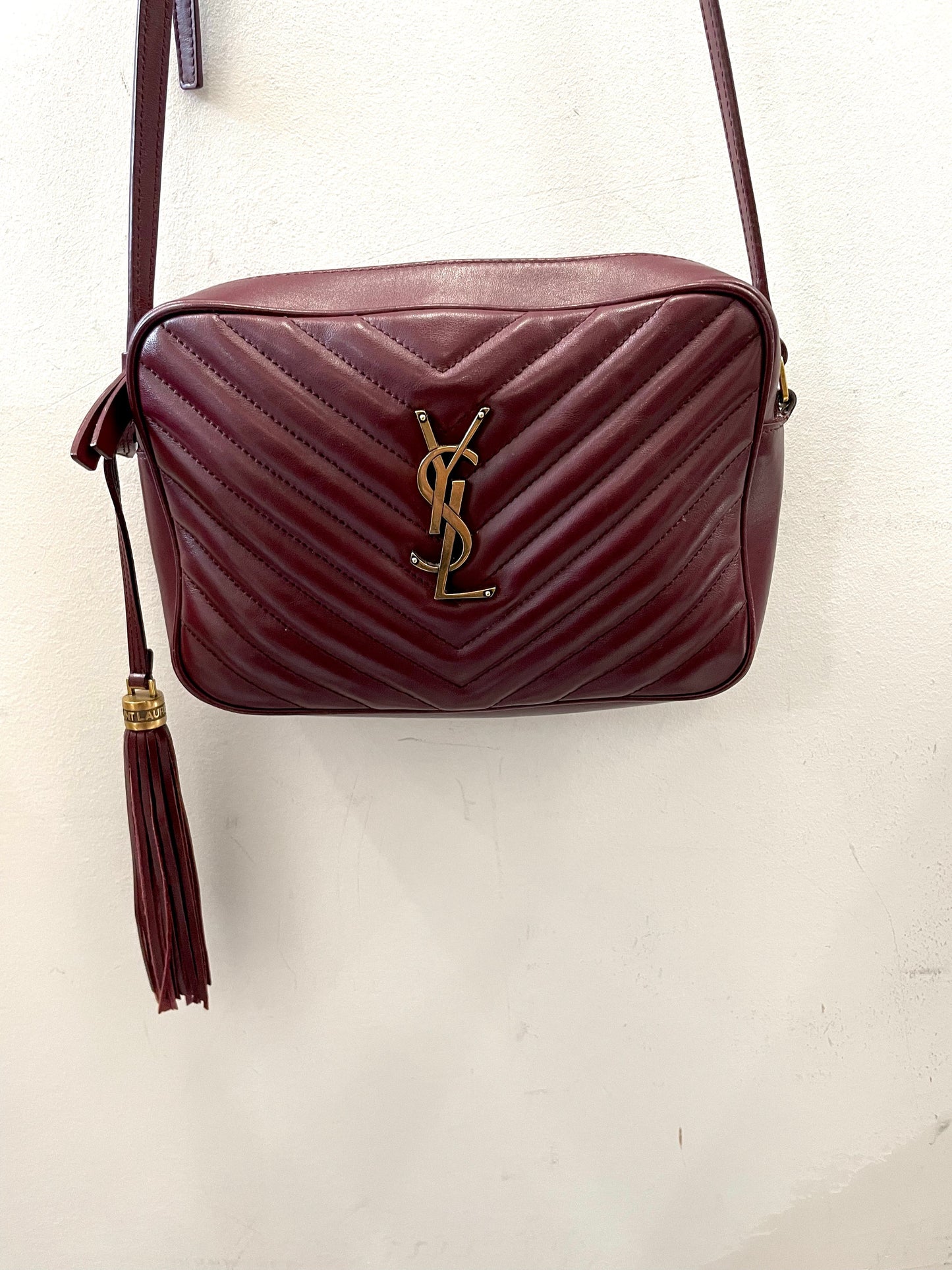 YSL CALFSKIN MATELASSE MONOGRAM MED LOU CAMERA BAG