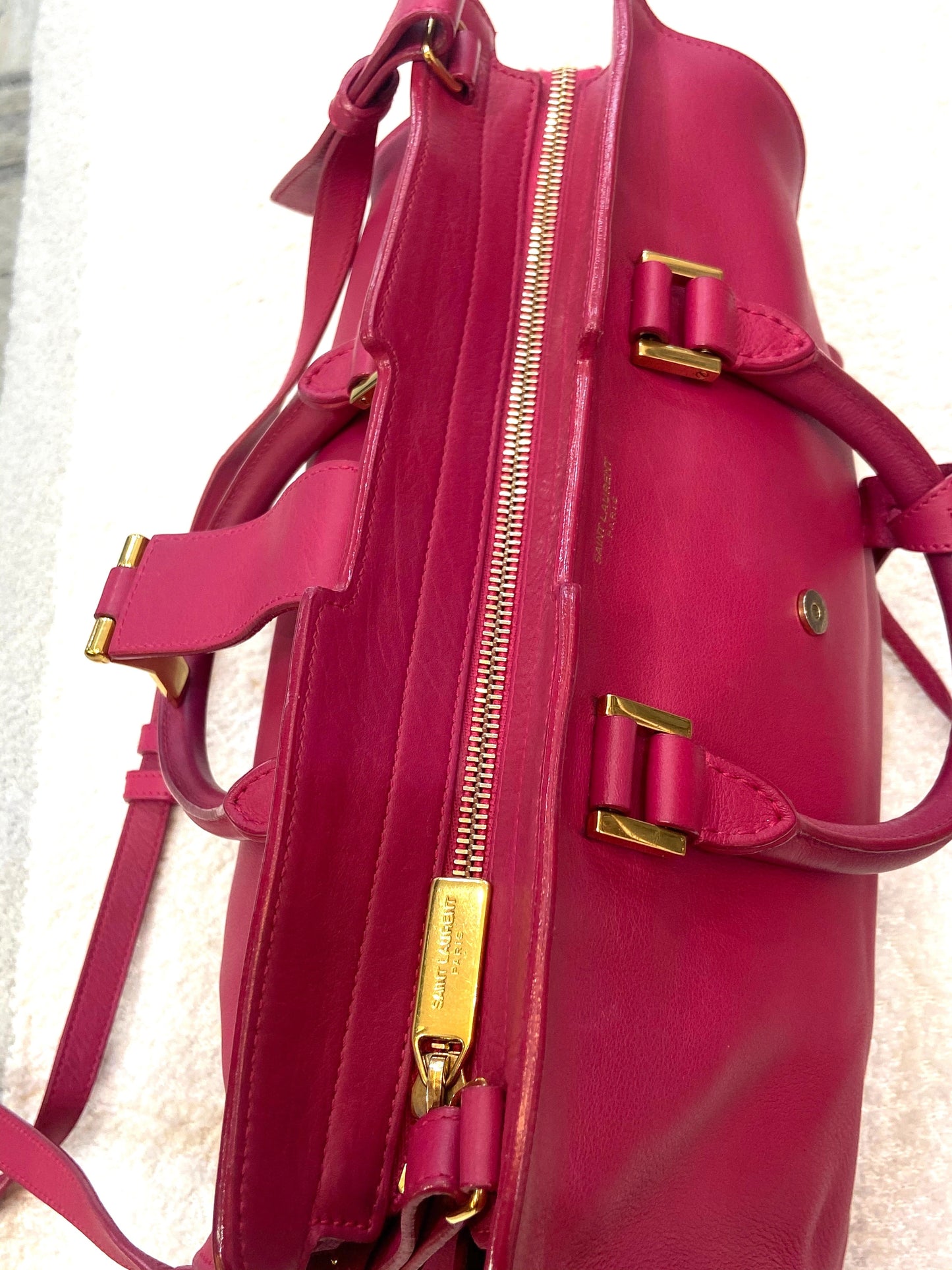 YSL CALFSKIN LEATHER CLASSIC Y CABAS SMALL SHOULDER BAG