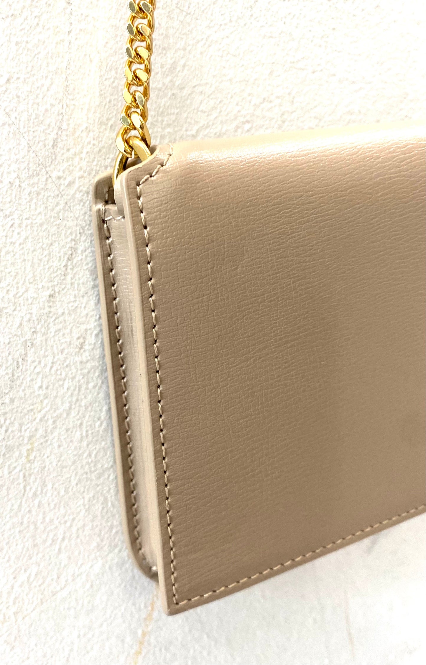 YSL CASSANDRE SMOOTH LEATHER PHONE HOLDER CHAIN BAG