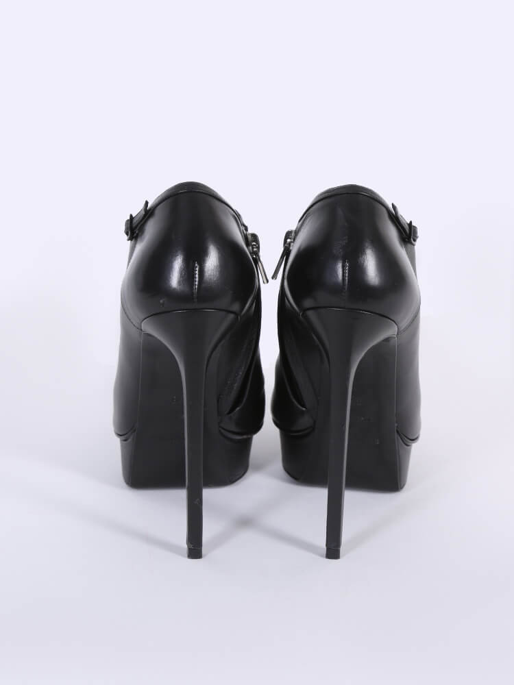 SAINT LAURENT JANIS MICRO STUDDED ANKLE BOOT
