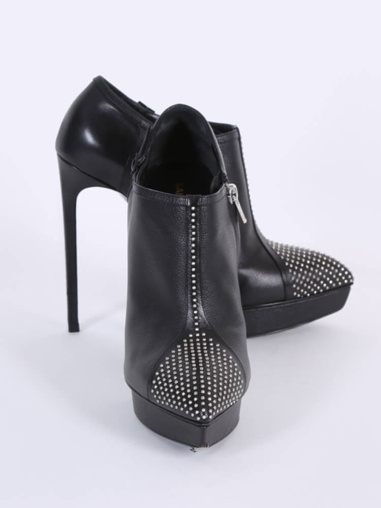 SAINT LAURENT JANIS MICRO STUDDED ANKLE BOOT