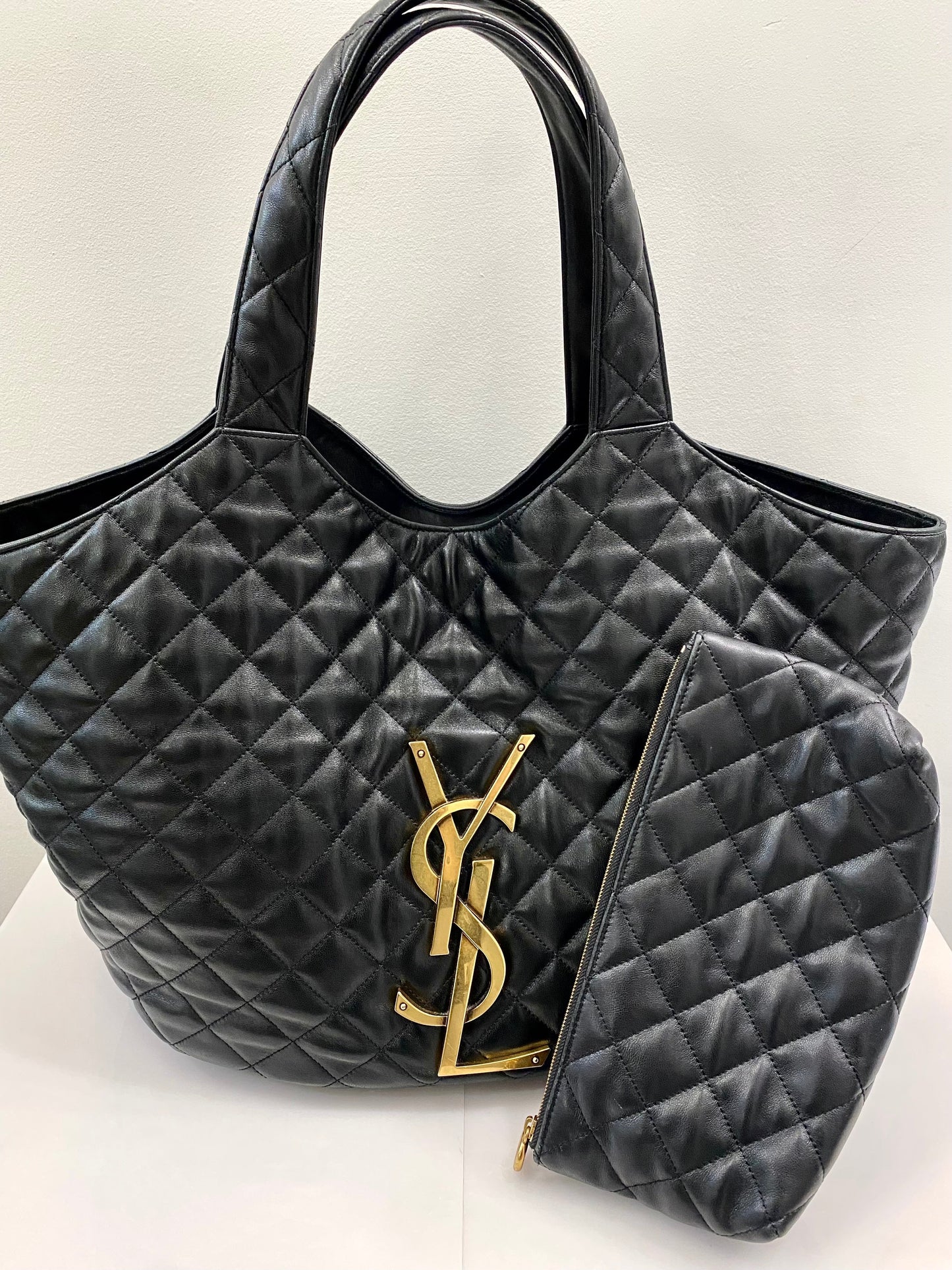 YSL QUILTED LAMBSKIN MAXI ICARE SHOPPING TOTE