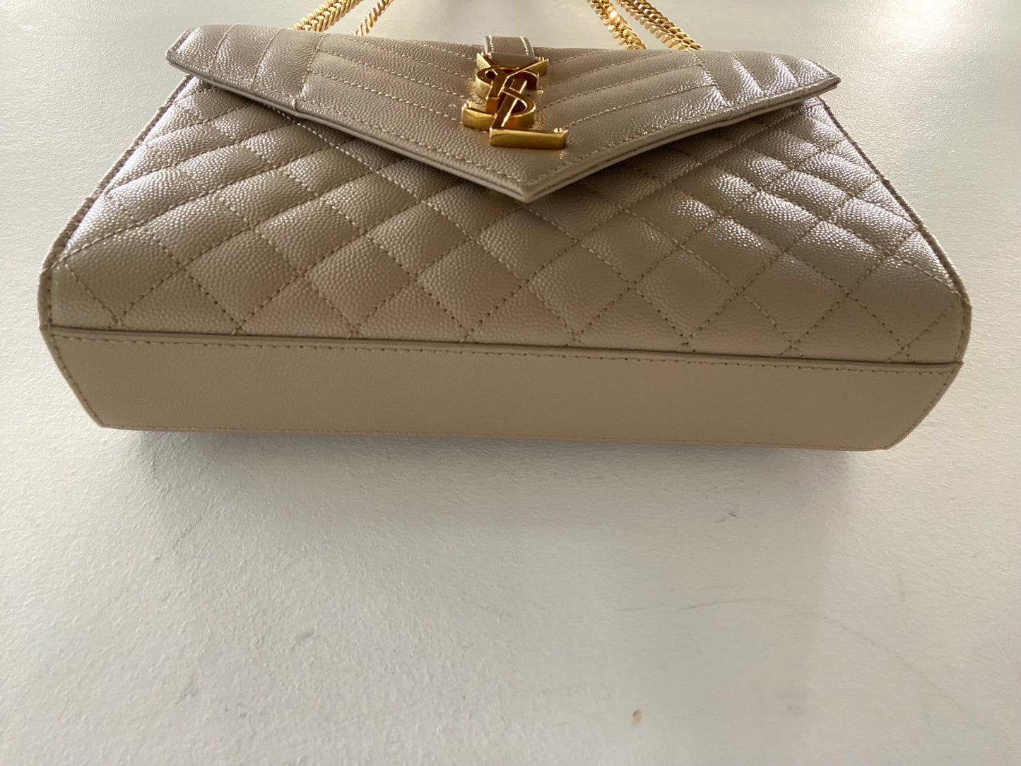 YSL MEDIUM ENVELOPE MONOGRAM MATELASSE LEATHER BAG