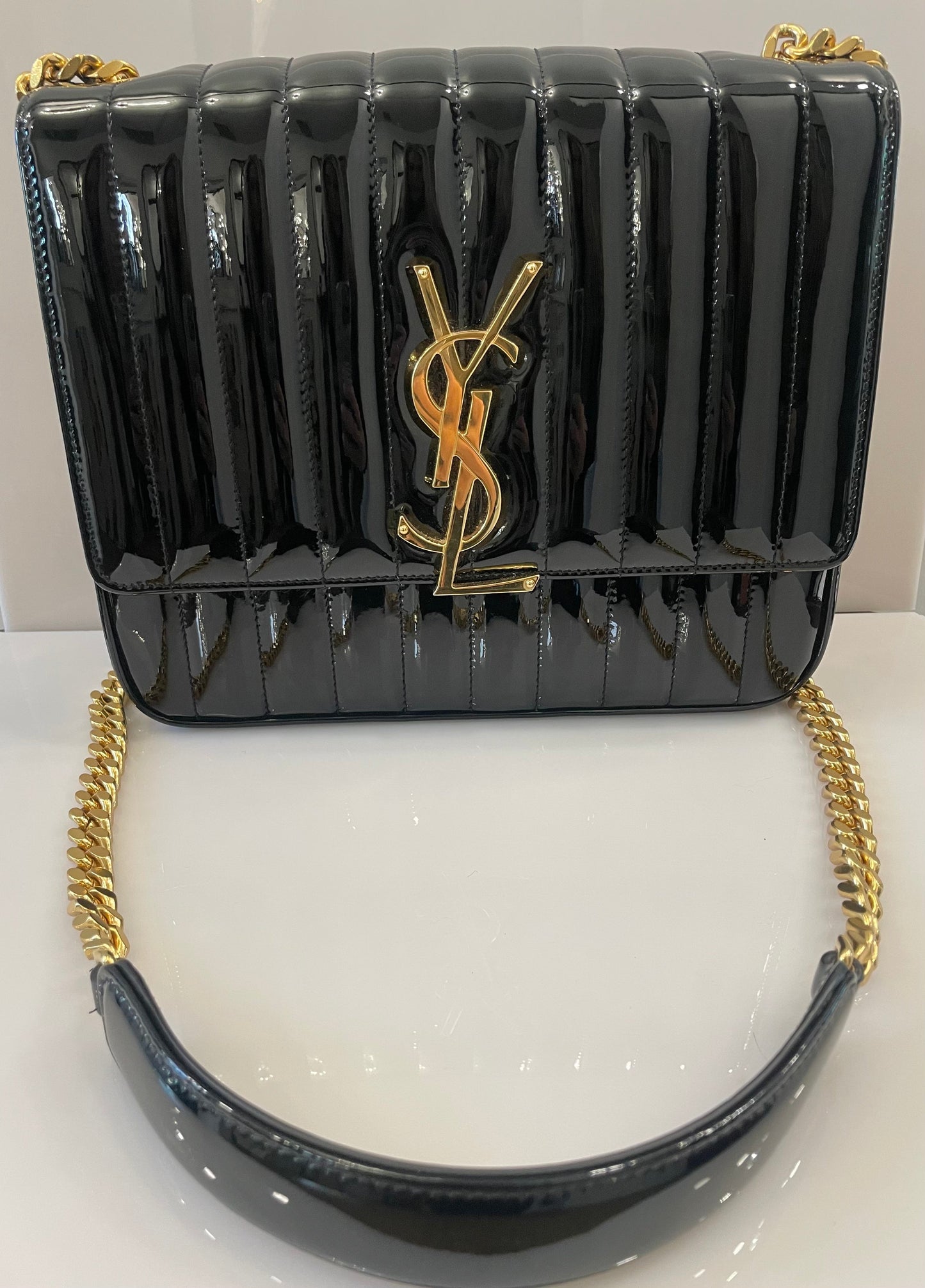 YSL PATENT CALFSKIN MONOGRAM LARGE VICKY CHAIN BAG