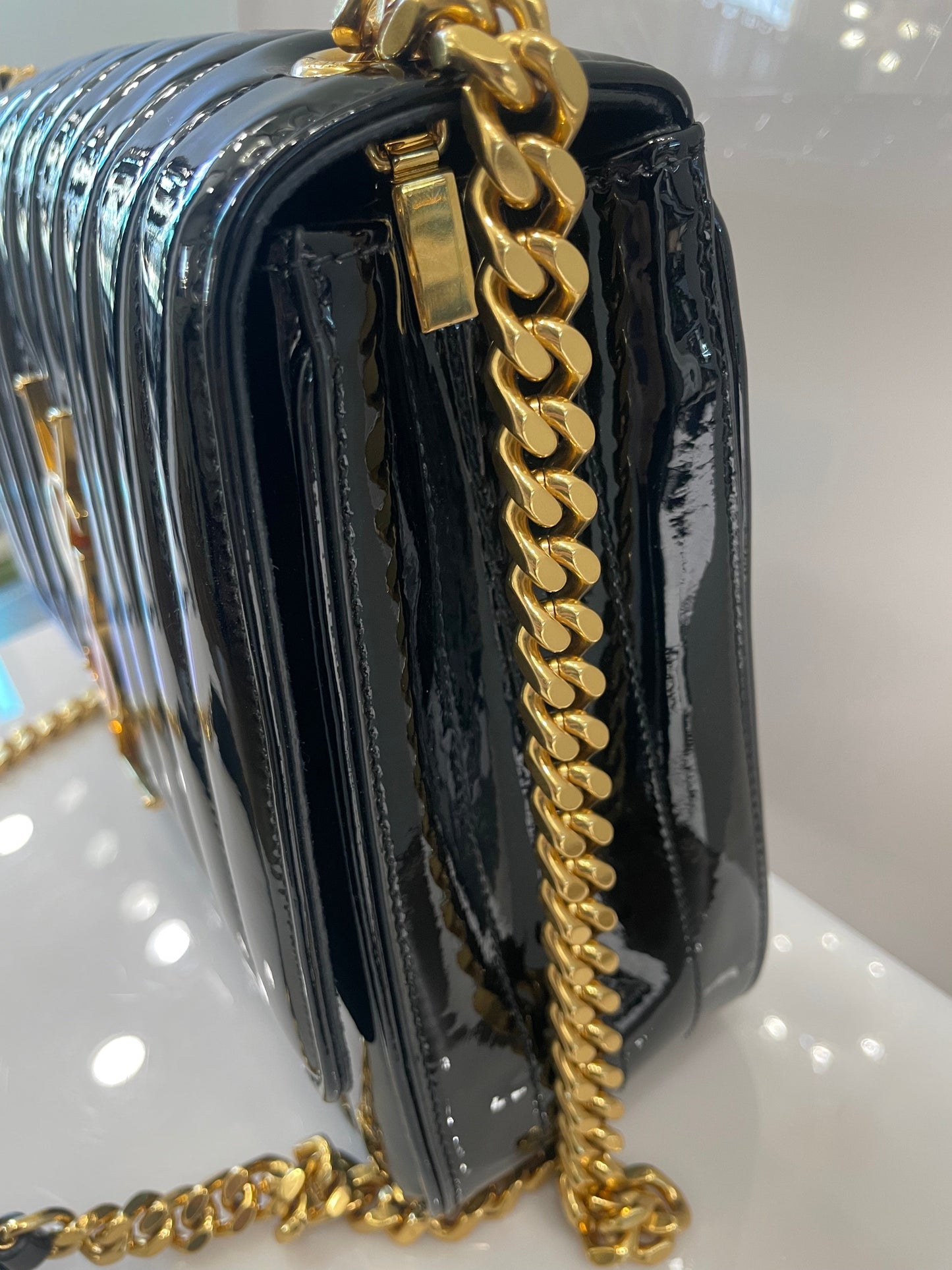 YSL PATENT CALFSKIN MONOGRAM LARGE VICKY CHAIN BAG