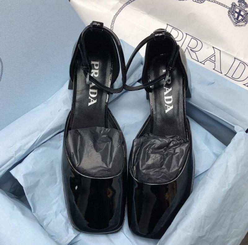 GlamyWomen Shoes - 498