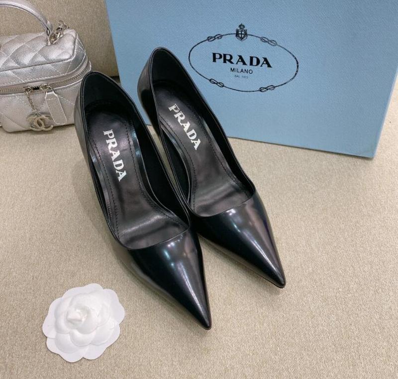 GlamyWomen Shoes - 552