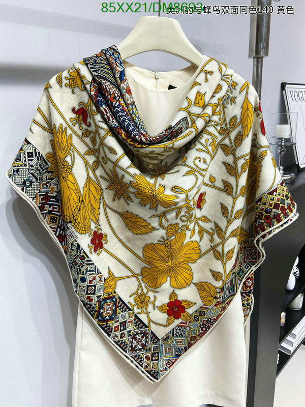 SAMC - HMS Scarves - 029