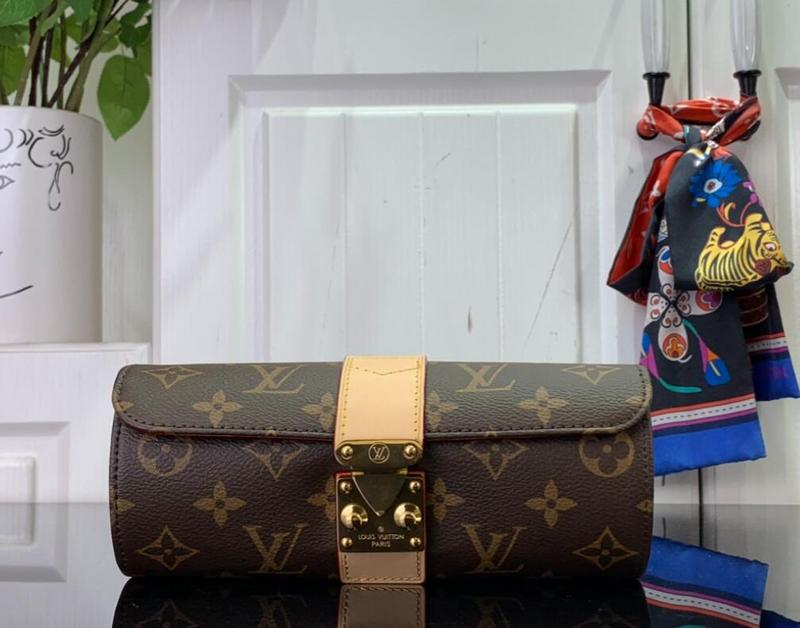 SAMC - LOV Bags - 103