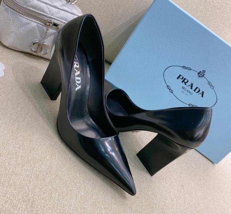 GlamyWomen Shoes - 552