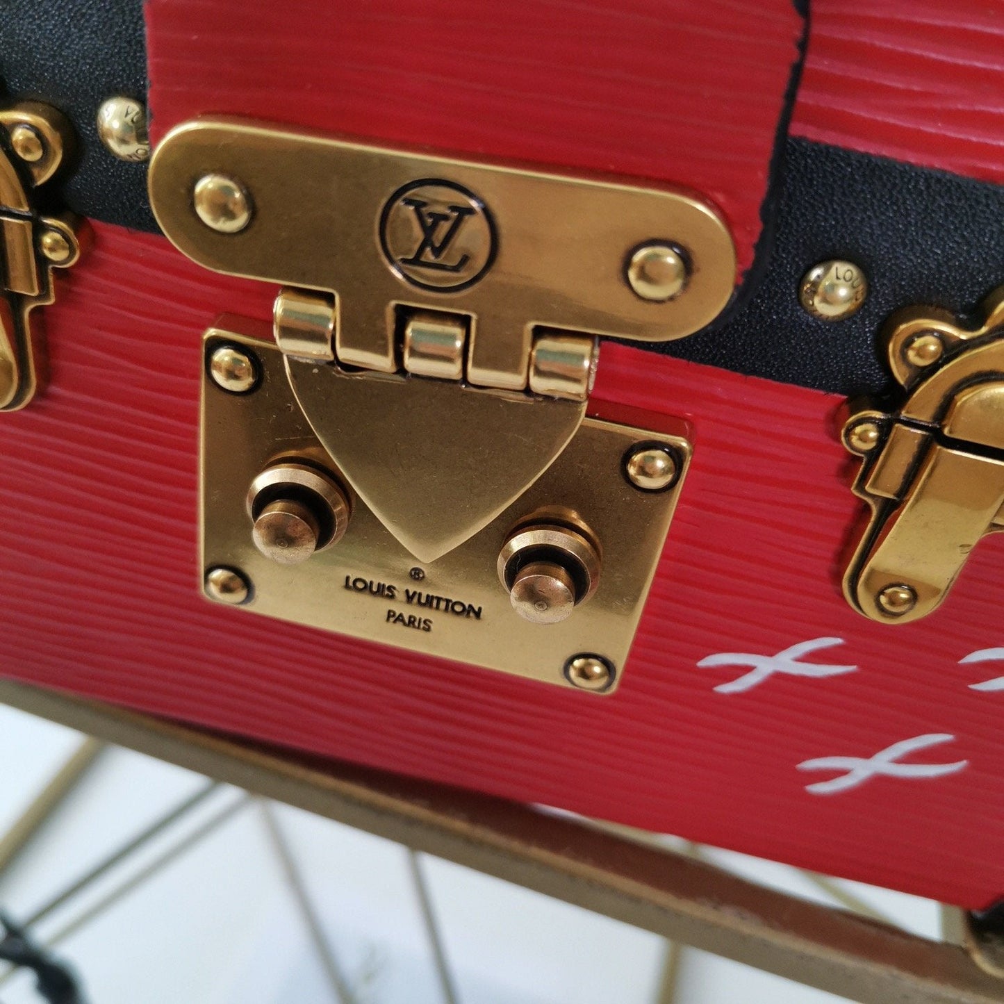 EN - New Arrival Bags LUV 240