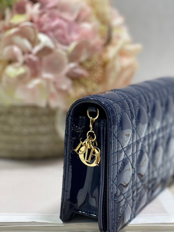 ELE - Dir Bags - 1304