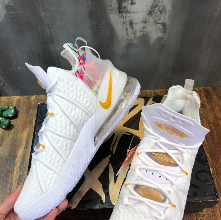 SAMC - NKE Shoes - 1708