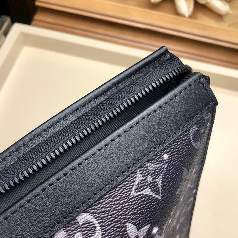 LOV2 Bags - Luxurious Bags  2323