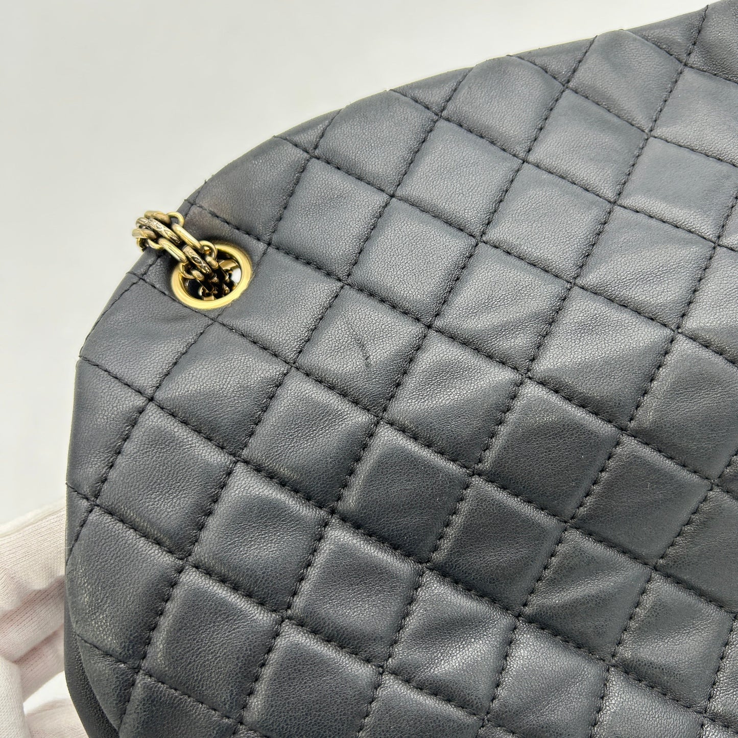 Chanel Matelasse Chain Shoulder Black Leather LA4509