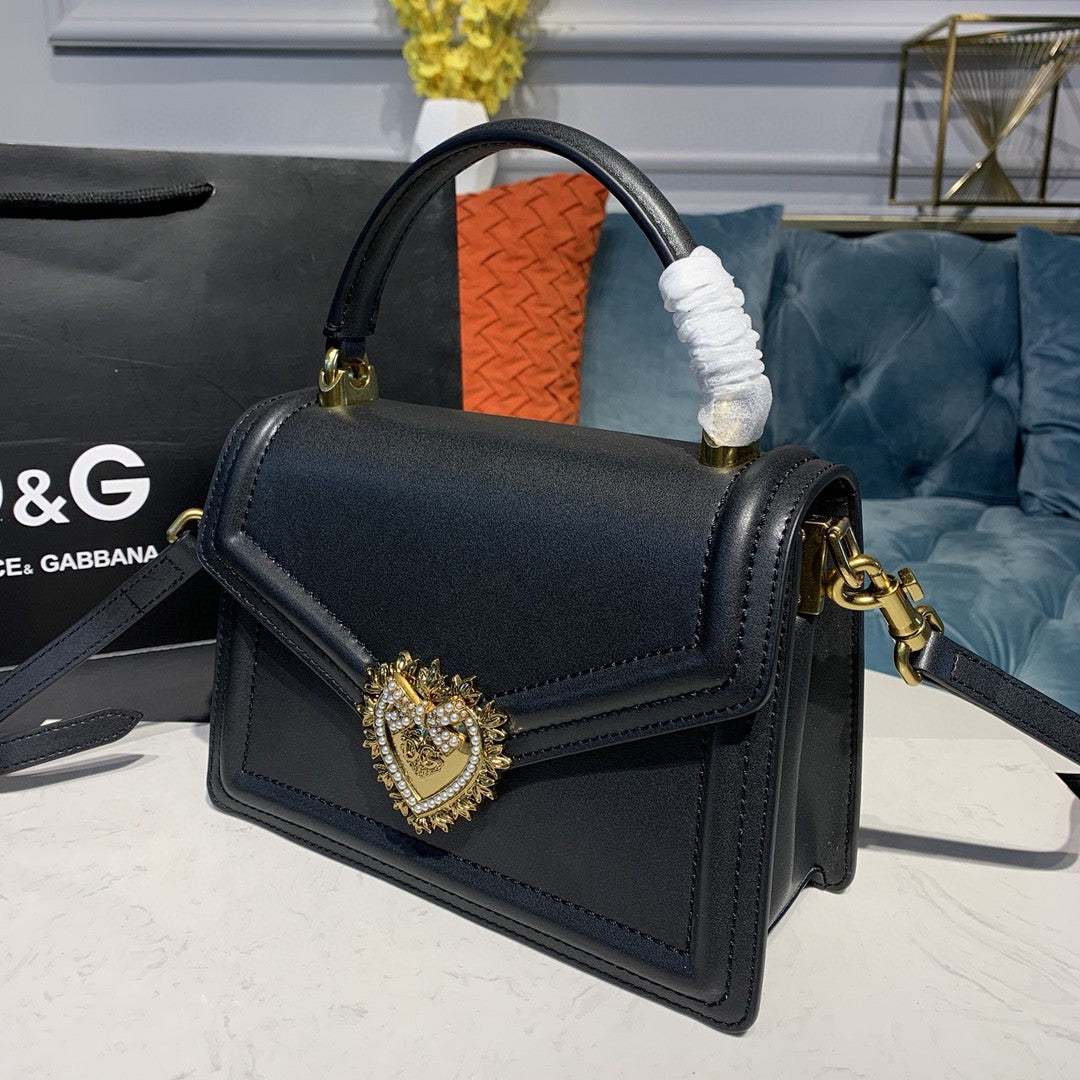 GLAMI MeGLAMIum Devotion Bag Black For Women 9.5in/24cm