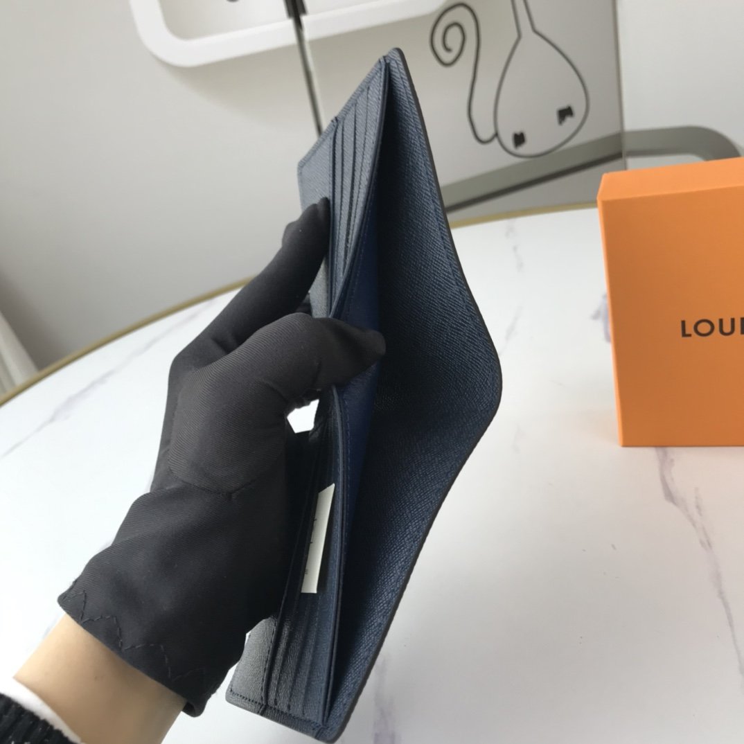 EN - New Arrival Wallet LUV 012