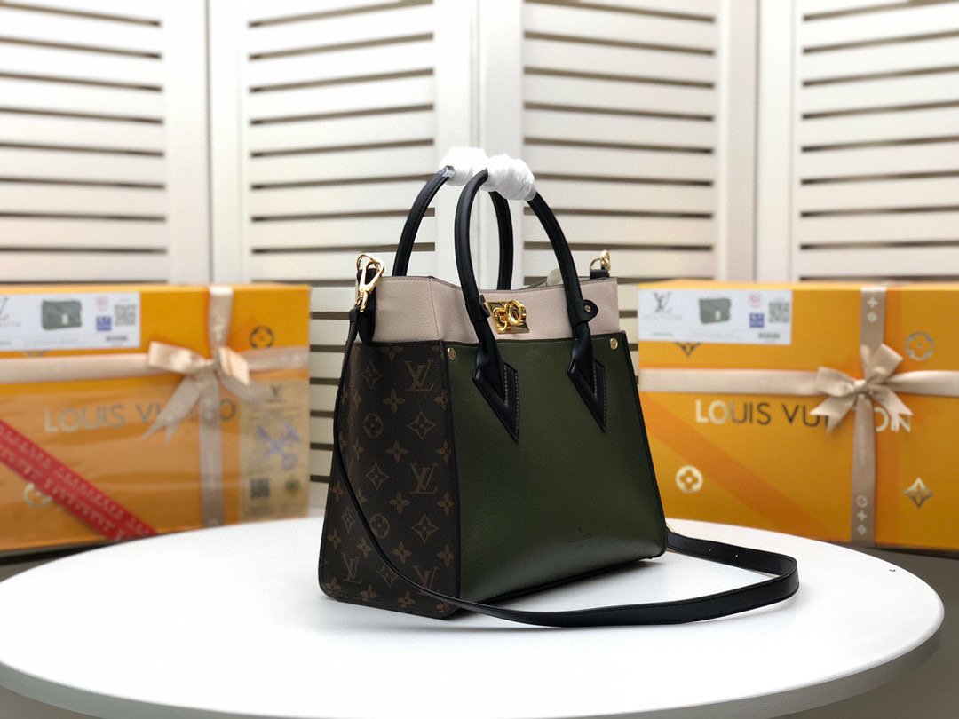 EN - New Arrival Bags LUV 043