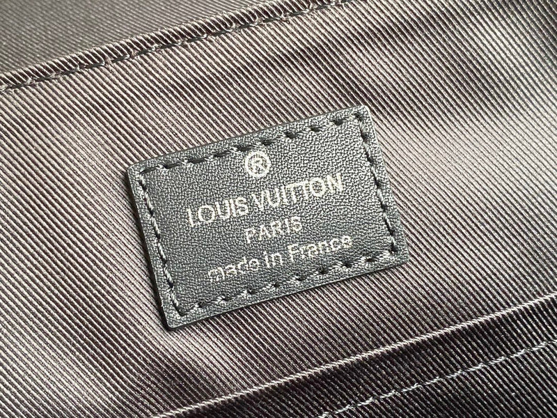 LOV2 Bags - Luxurious Bags  1202