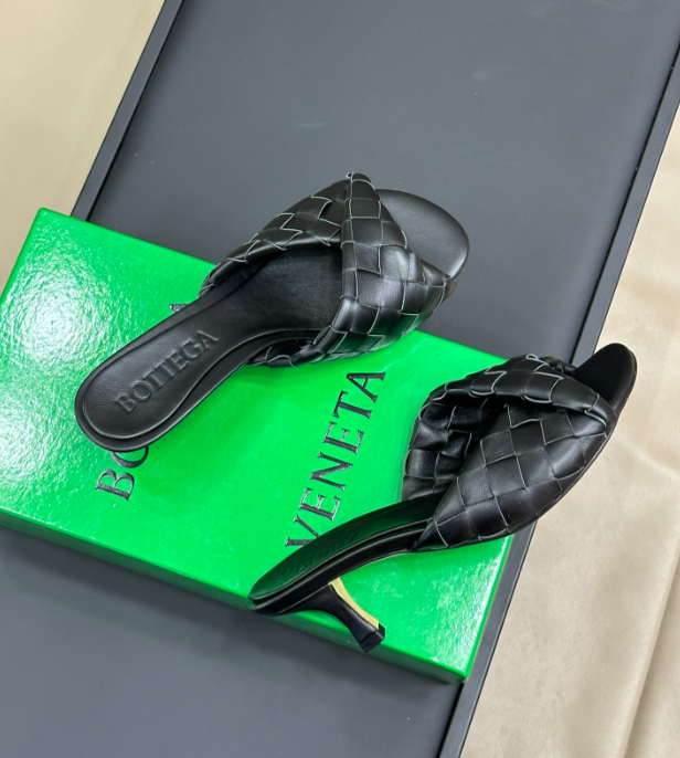 SAMC - BO Women Shoes - 020